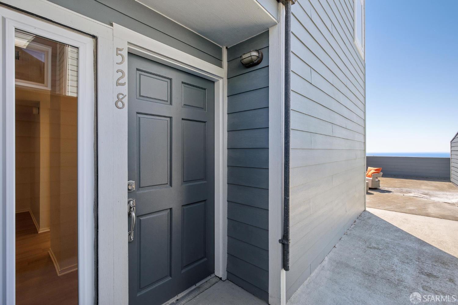 Detail Gallery Image 2 of 53 For 528 Monterey Rd, Pacifica,  CA 94044 - 3 Beds | 2/1 Baths