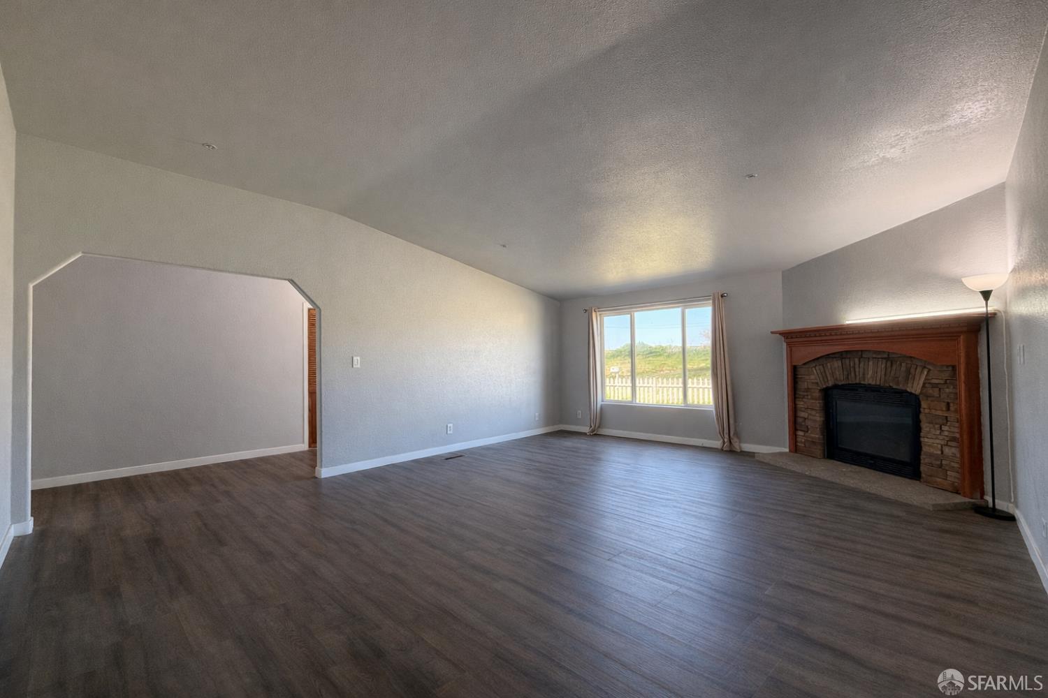 Detail Gallery Image 11 of 89 For 64 Struve Rd, Monterey,  CA 95039 - 3 Beds | 2 Baths