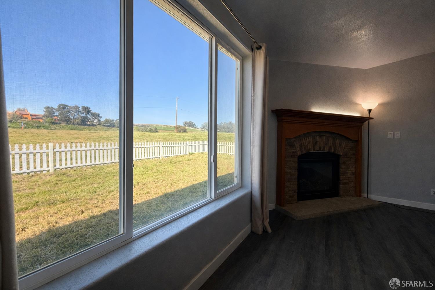 Detail Gallery Image 12 of 89 For 64 Struve Rd, Monterey,  CA 95039 - 3 Beds | 2 Baths