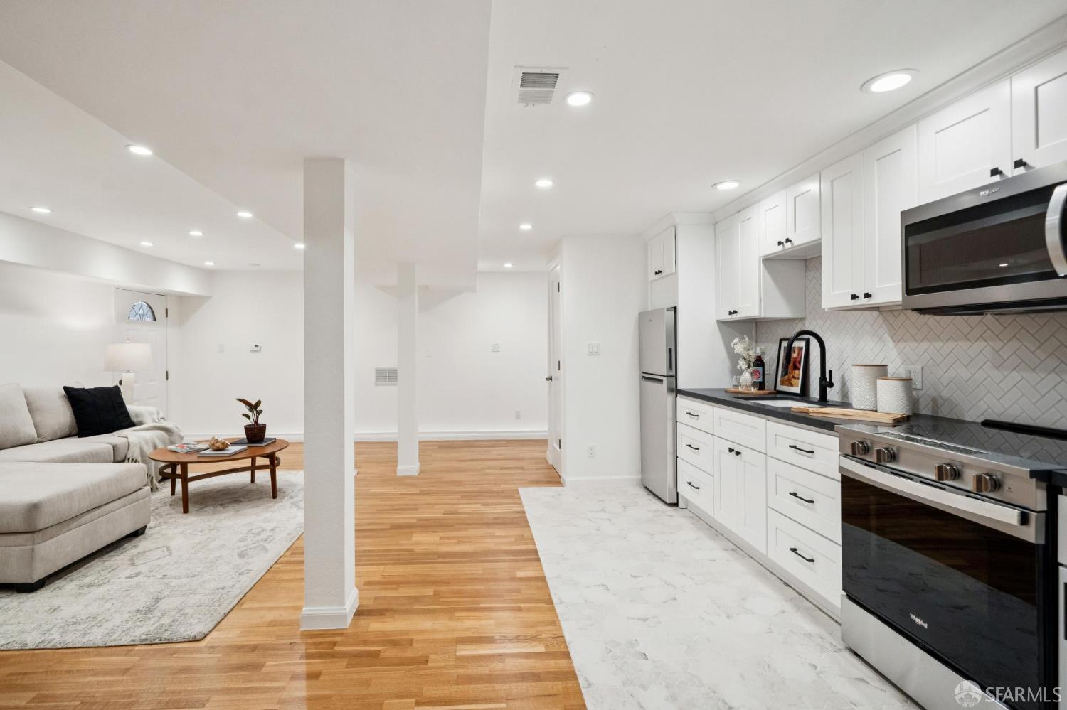 Detail Gallery Image 55 of 87 For 2518 25th Ave, San Francisco,  CA 94116 - 4 Beds | 4 Baths