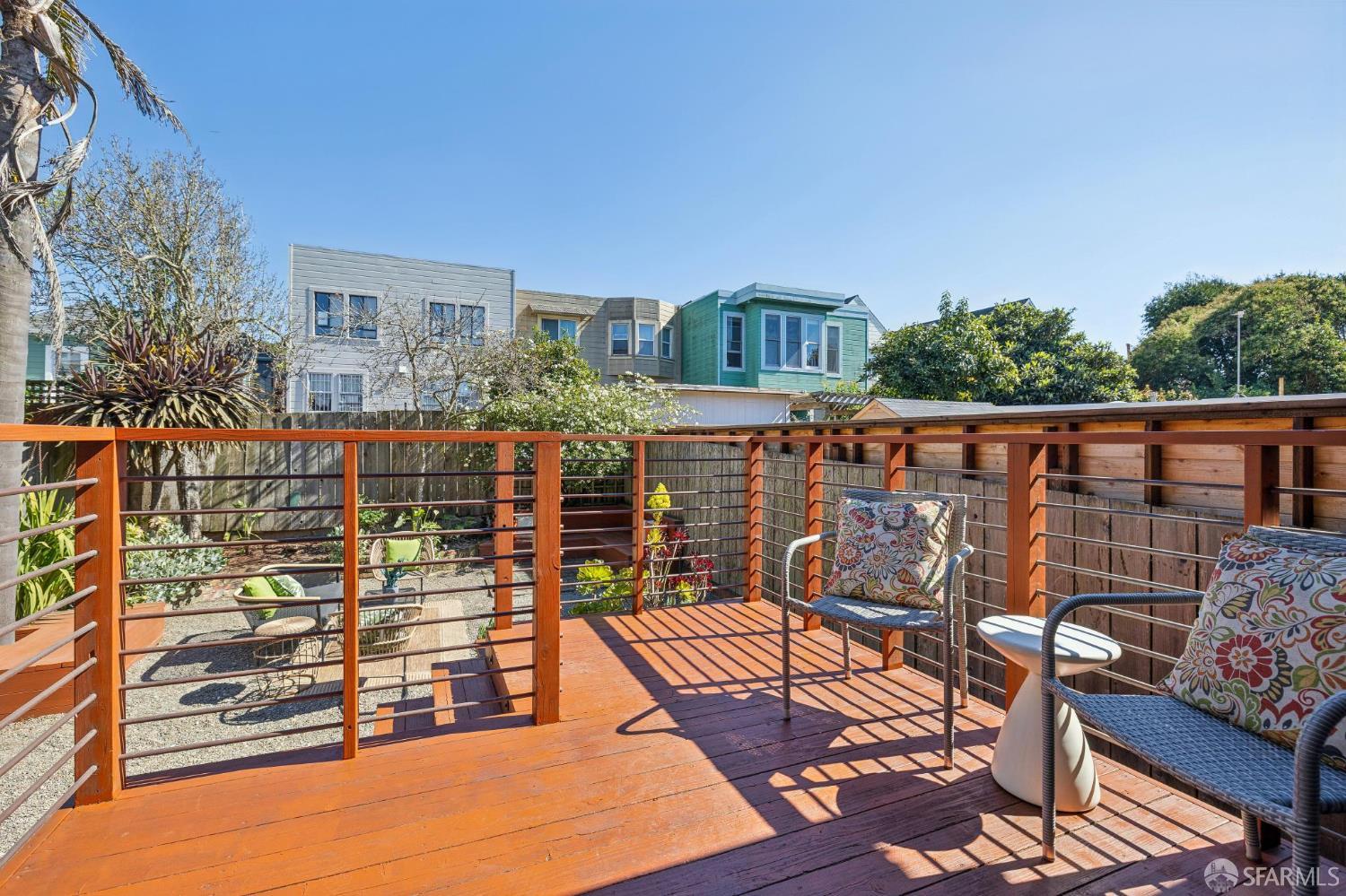 Detail Gallery Image 19 of 36 For 327 London St, San Francisco,  CA 94112 - 3 Beds | 2 Baths