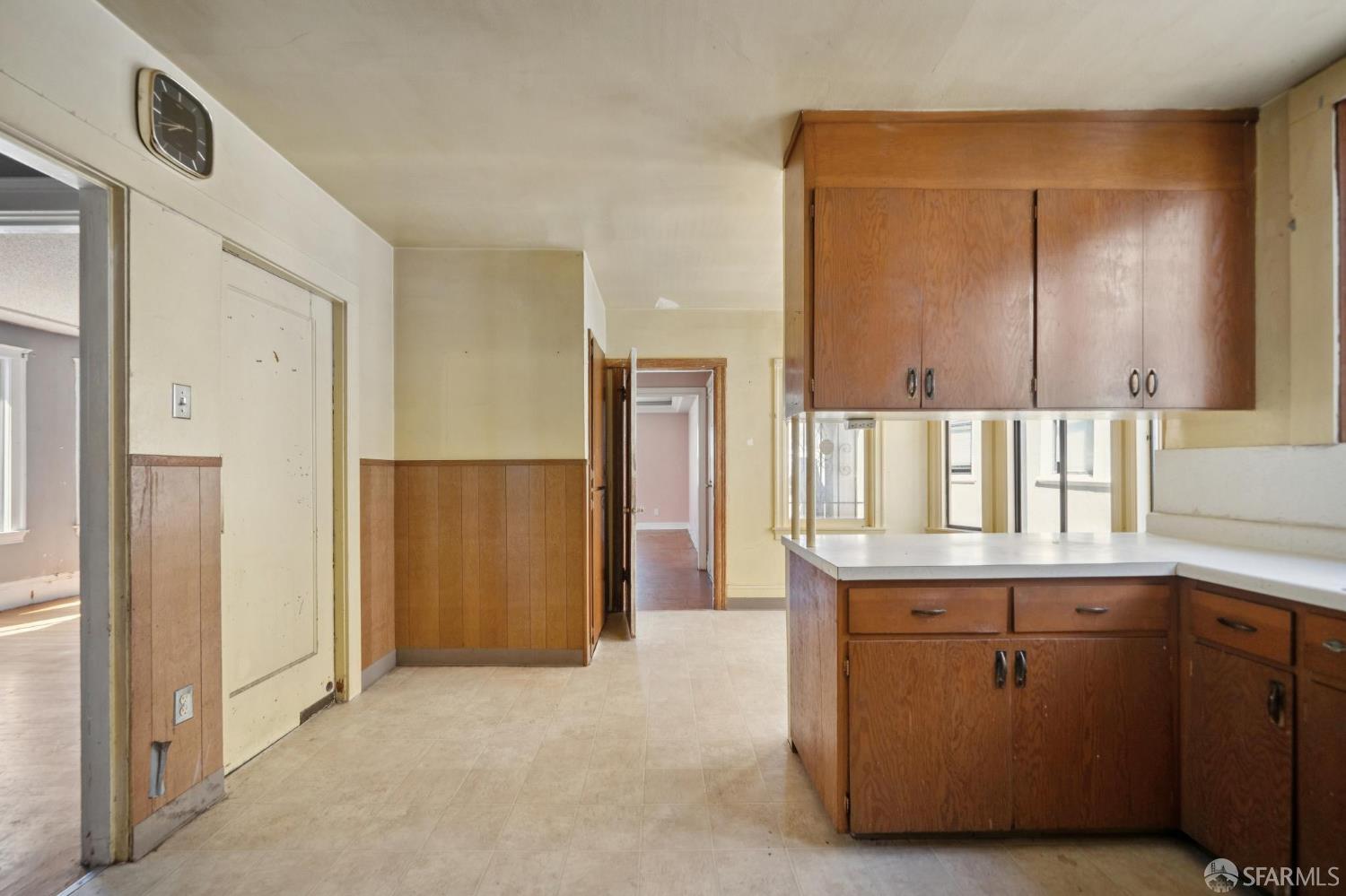 Detail Gallery Image 9 of 20 For 25 Claremont Blvd, San Francisco,  CA 94127 - 2 Beds | 1/1 Baths