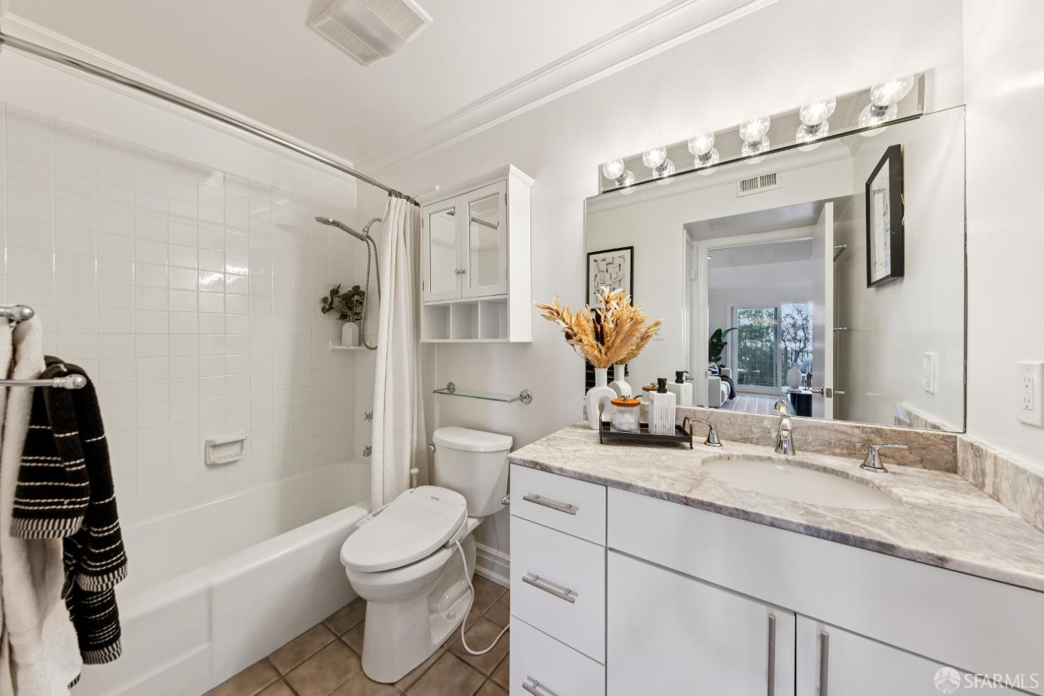 Photo #12: 426109558 Listing: Photo #12