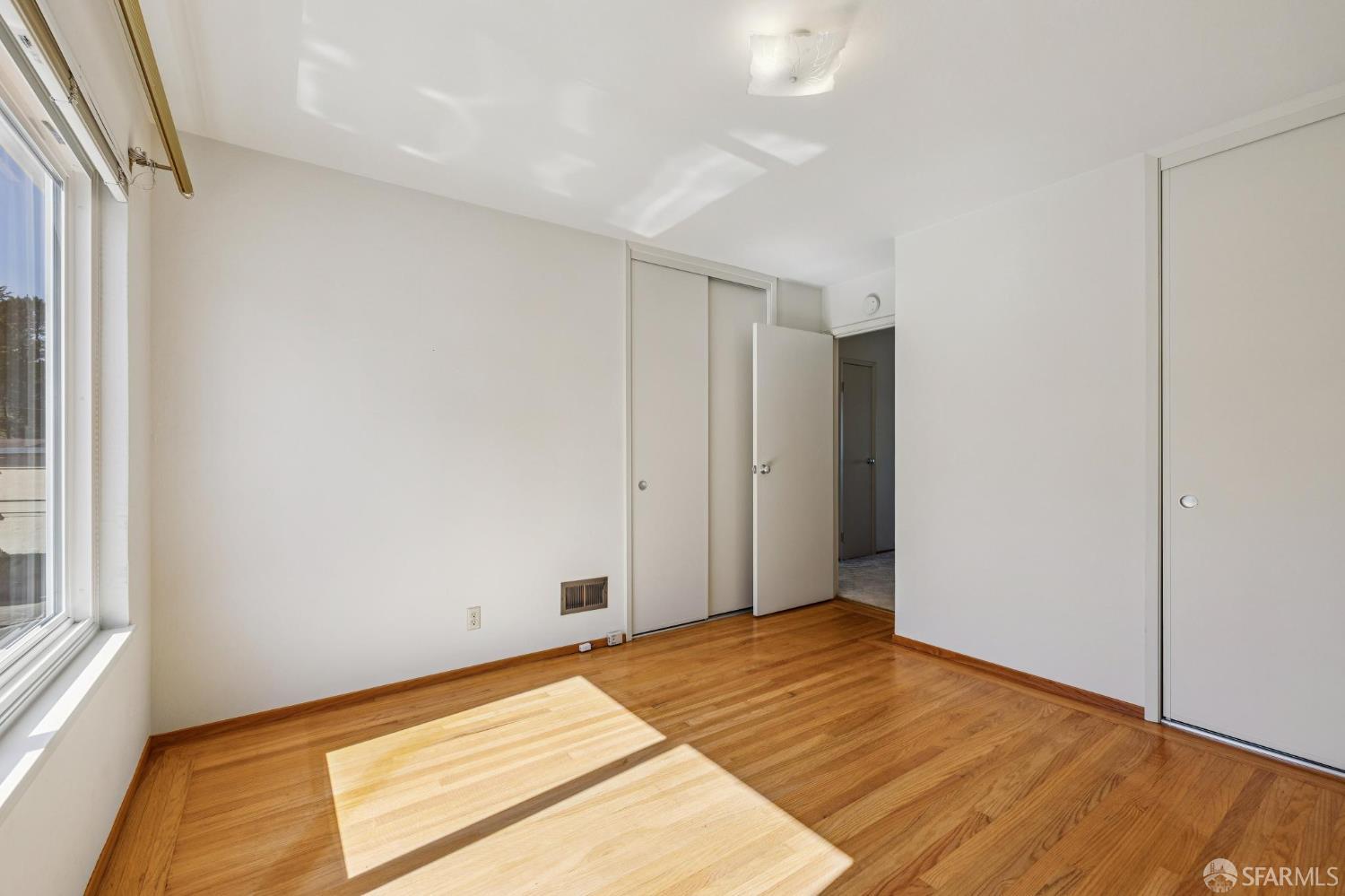 Detail Gallery Image 20 of 35 For 196 Alta Vista Way, Daly City,  CA 94014 - 2 Beds | 1 Baths