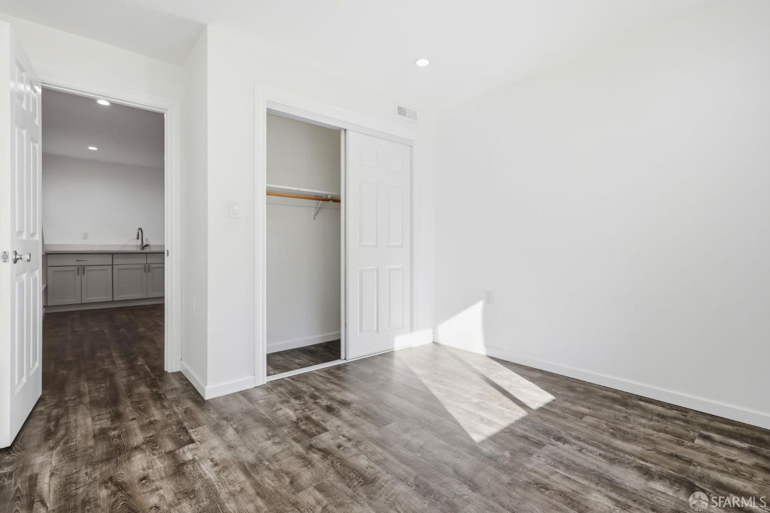 Detail Gallery Image 29 of 45 For 2050 16th Ave, San Francisco,  CA 94116 - 5 Beds | 3/1 Baths