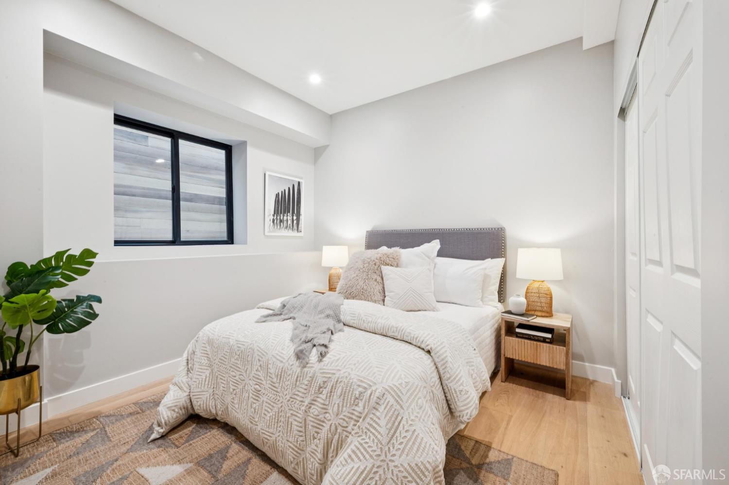 Detail Gallery Image 50 of 56 For 626 Shotwell St, San Francisco,  CA 94110 - – Beds | – Baths