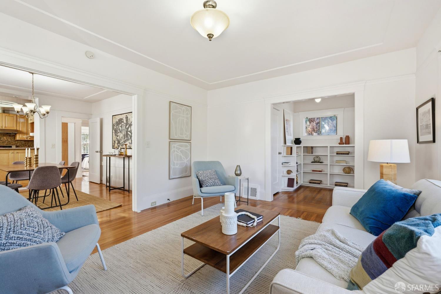 Detail Gallery Image 3 of 40 For 726 E 23rd St, Oakland,  CA 94606 - 3 Beds | 2/1 Baths