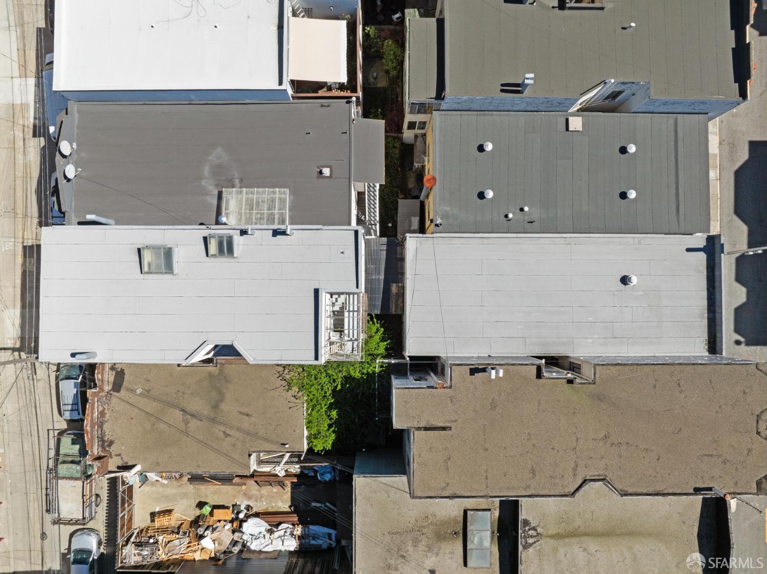 Detail Gallery Image 10 of 32 For 169 Bernard St, San Francisco,  CA 94109 - 2 Beds | 2 Baths