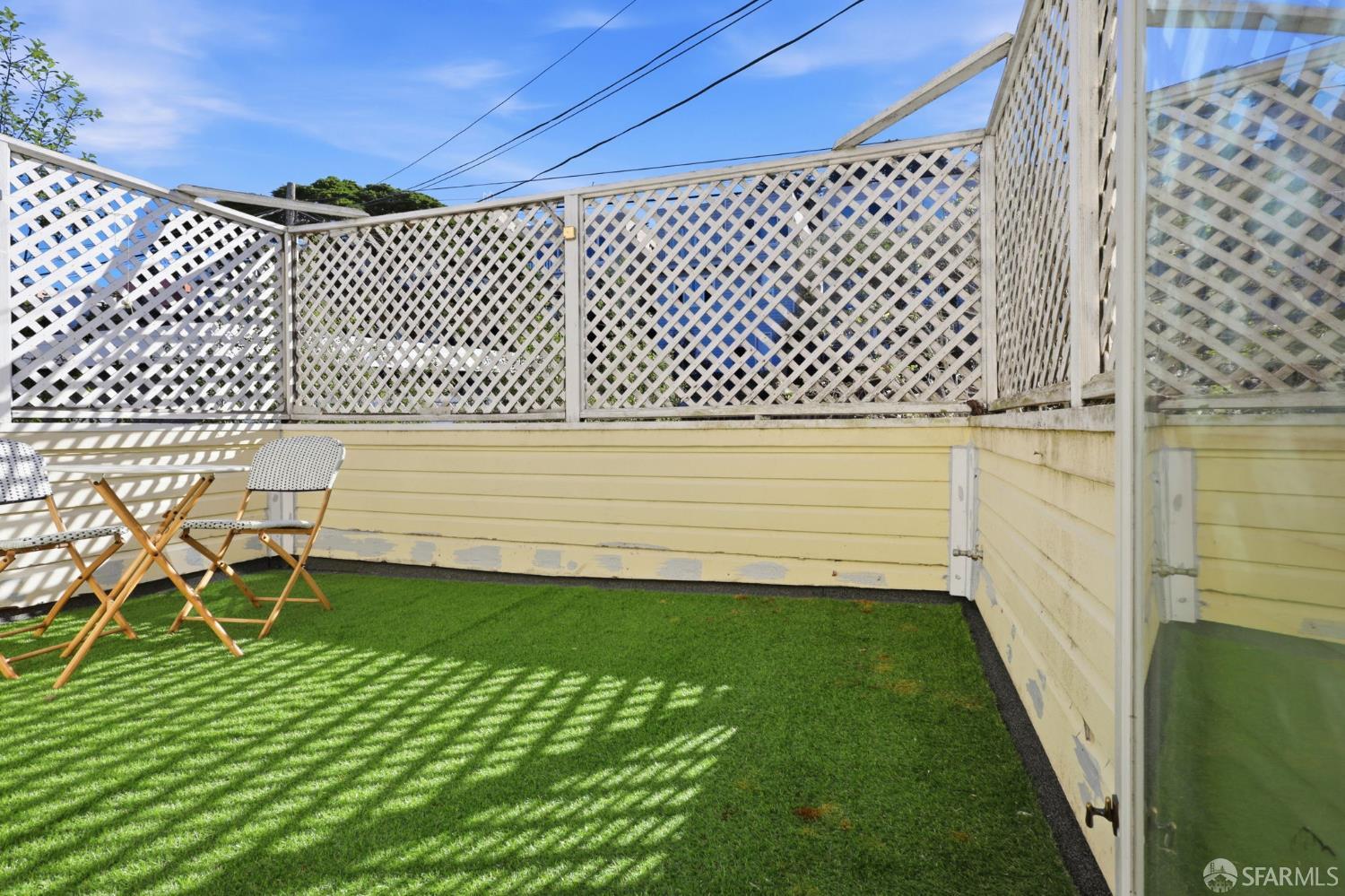 Detail Gallery Image 18 of 45 For 2050 16th Ave, San Francisco,  CA 94116 - 5 Beds | 3/1 Baths