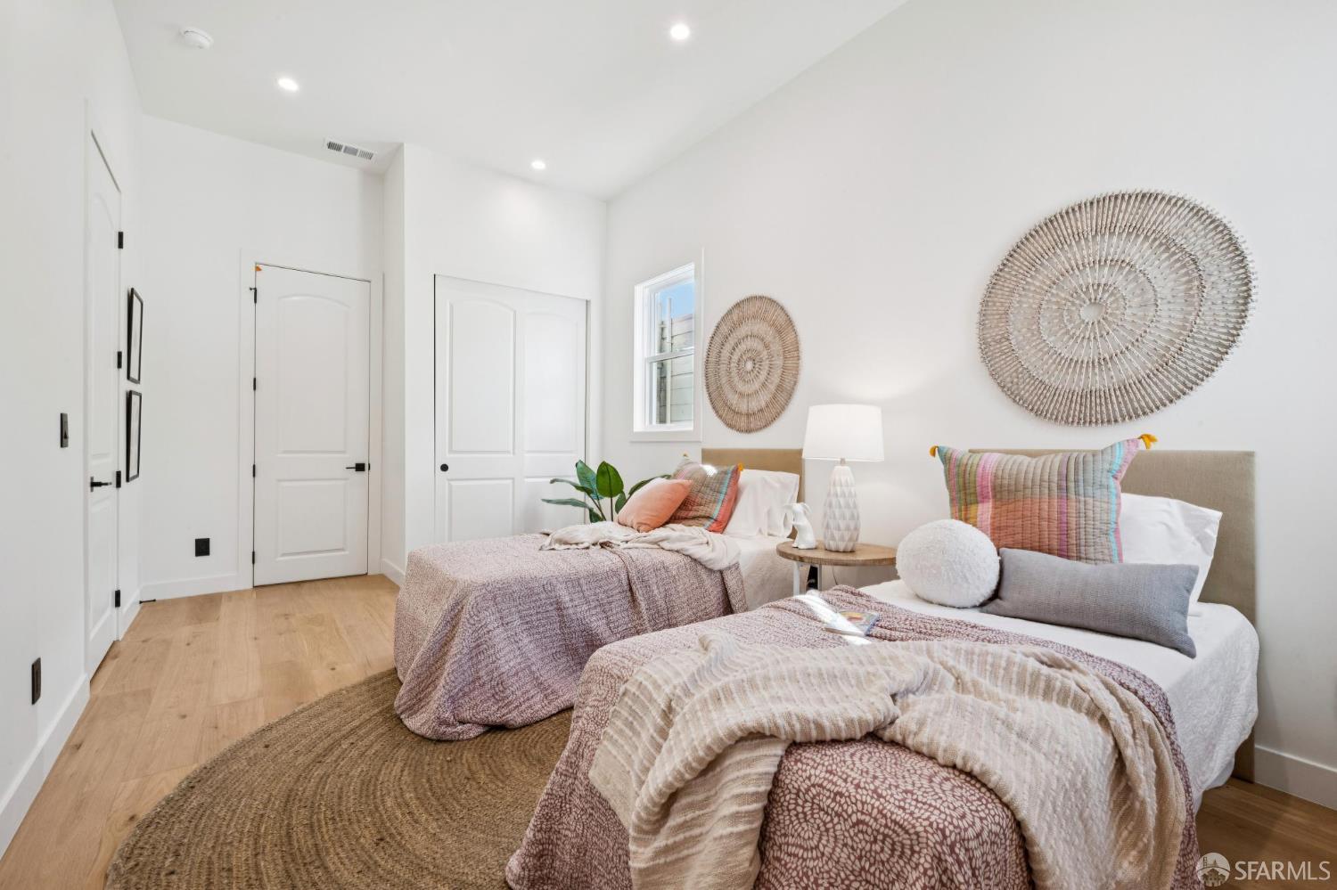 Detail Gallery Image 27 of 58 For 626 Shotwell St, San Francisco,  CA 94110 - 6 Beds | 6 Baths