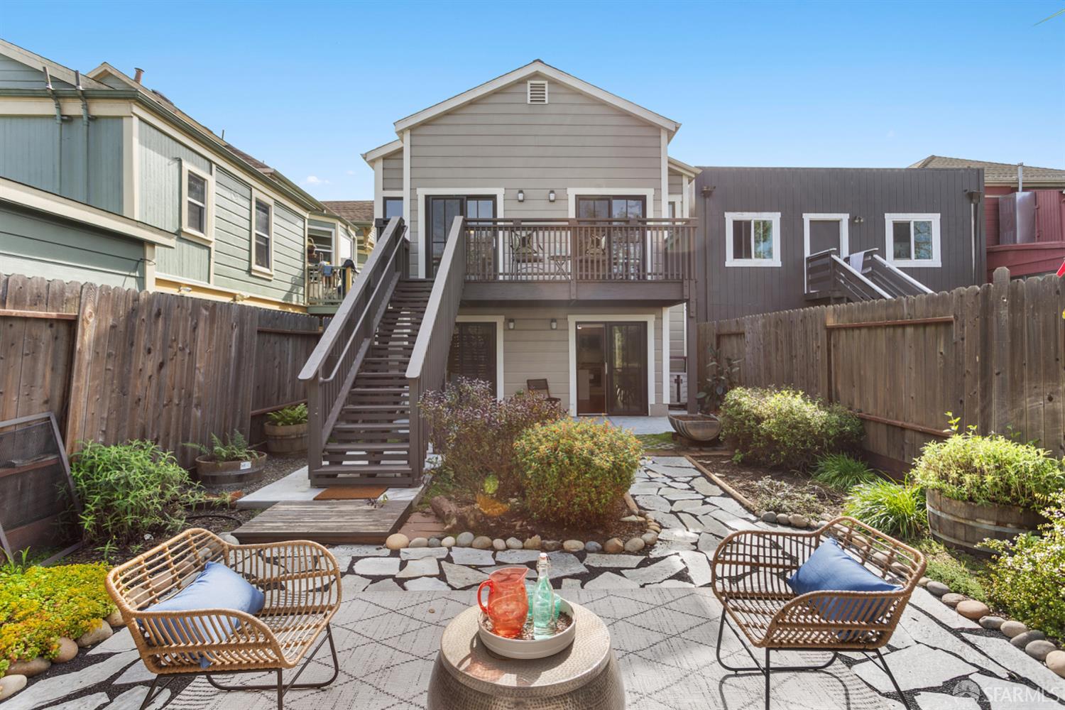 Detail Gallery Image 53 of 60 For 1414 12th St, Oakland,  CA 94607 - 5 Beds | 3 Baths