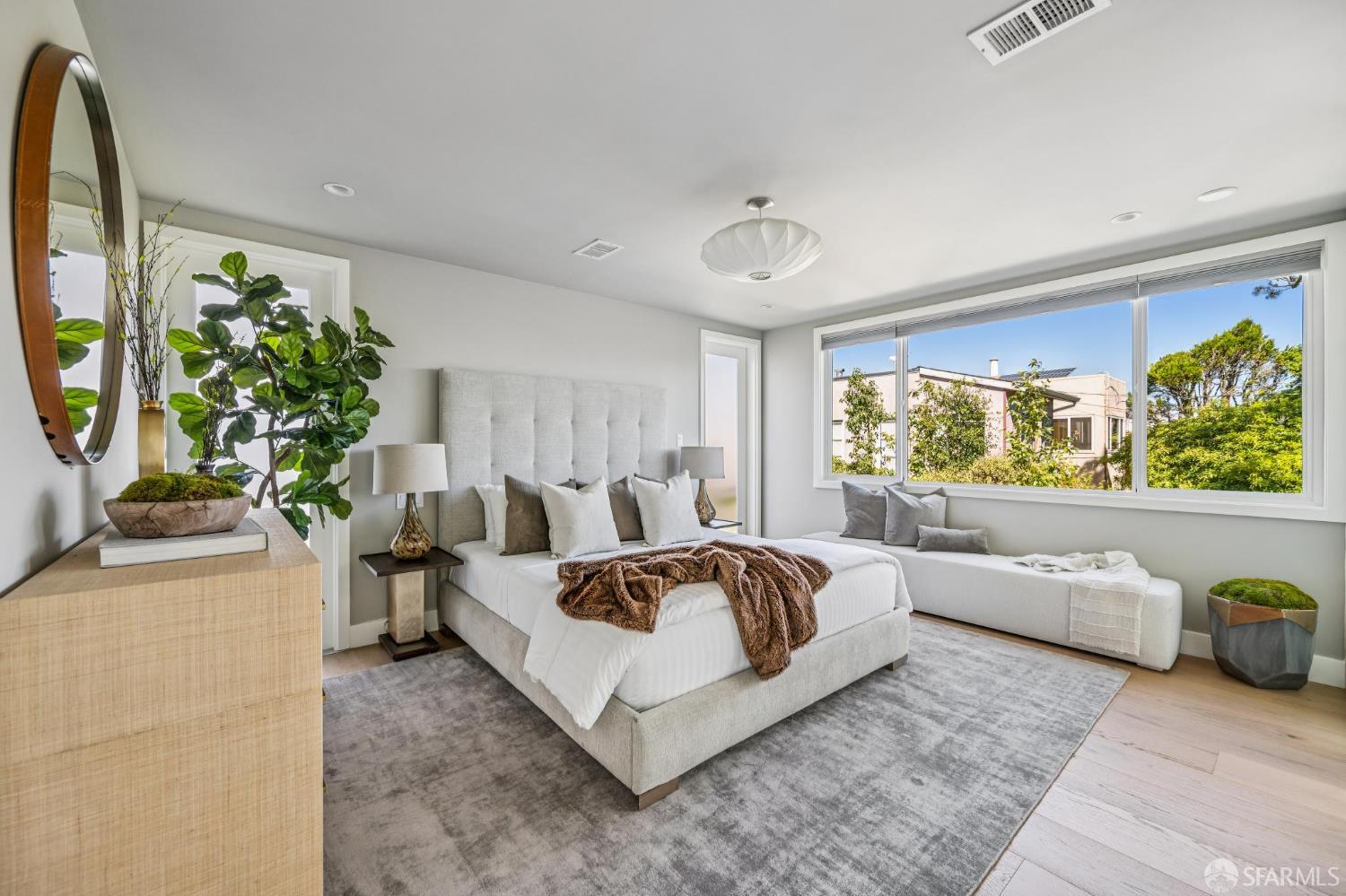 Detail Gallery Image 20 of 66 For 140 Quintara St, San Francisco,  CA 94116 - 3 Beds | 3 Baths