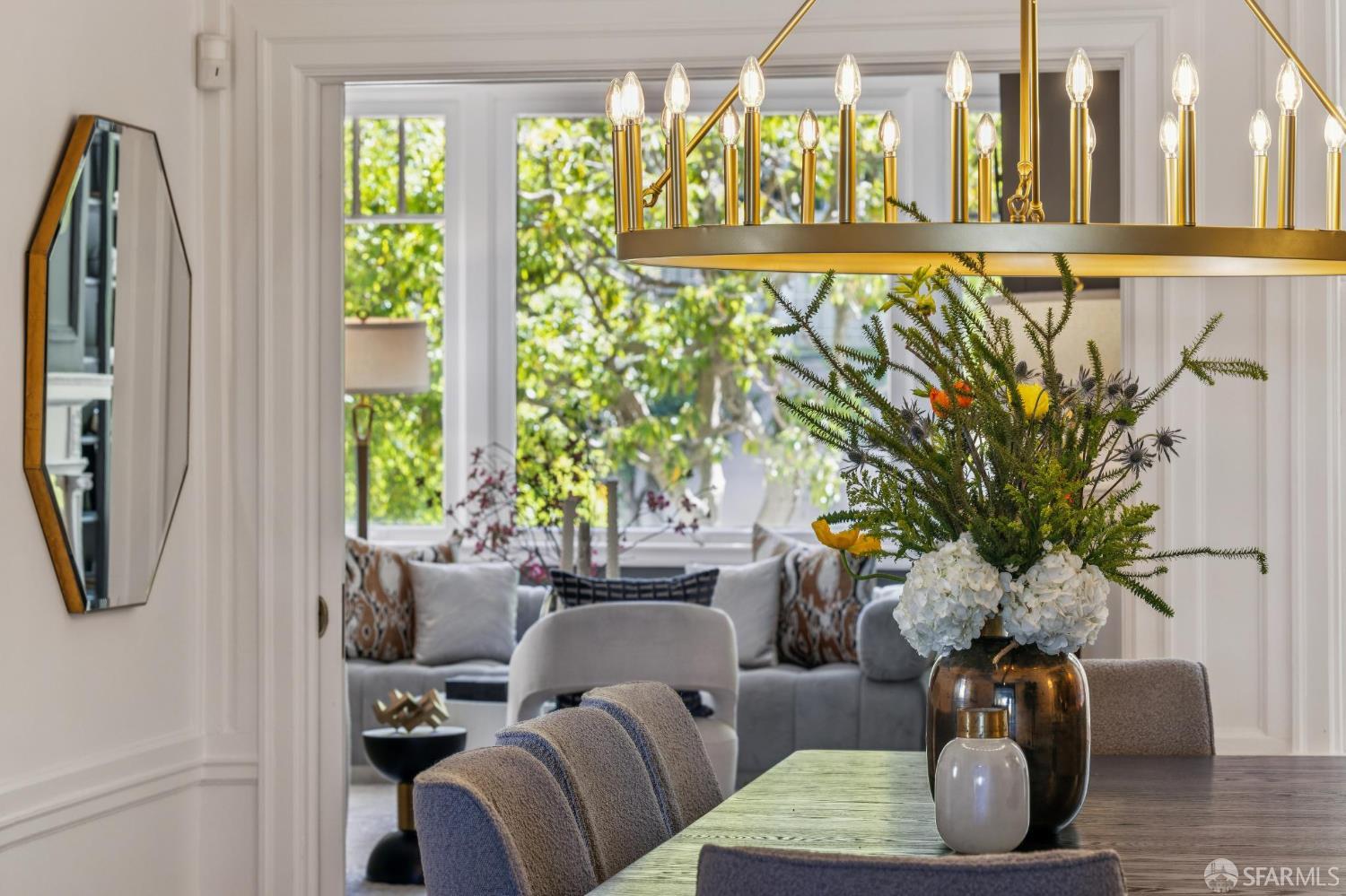 Detail Gallery Image 14 of 71 For 2466 Union St, San Francisco,  CA 94123 - 6 Beds | 4/1 Baths