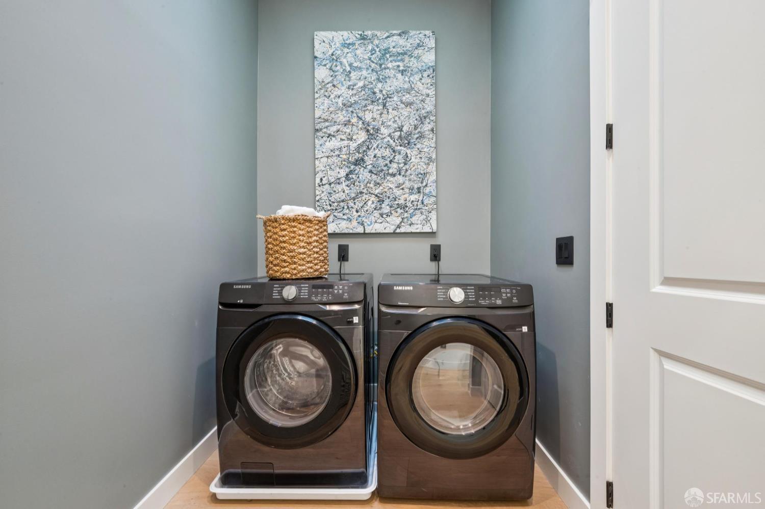 Detail Gallery Image 45 of 58 For 626 Shotwell St, San Francisco,  CA 94110 - 6 Beds | 6 Baths