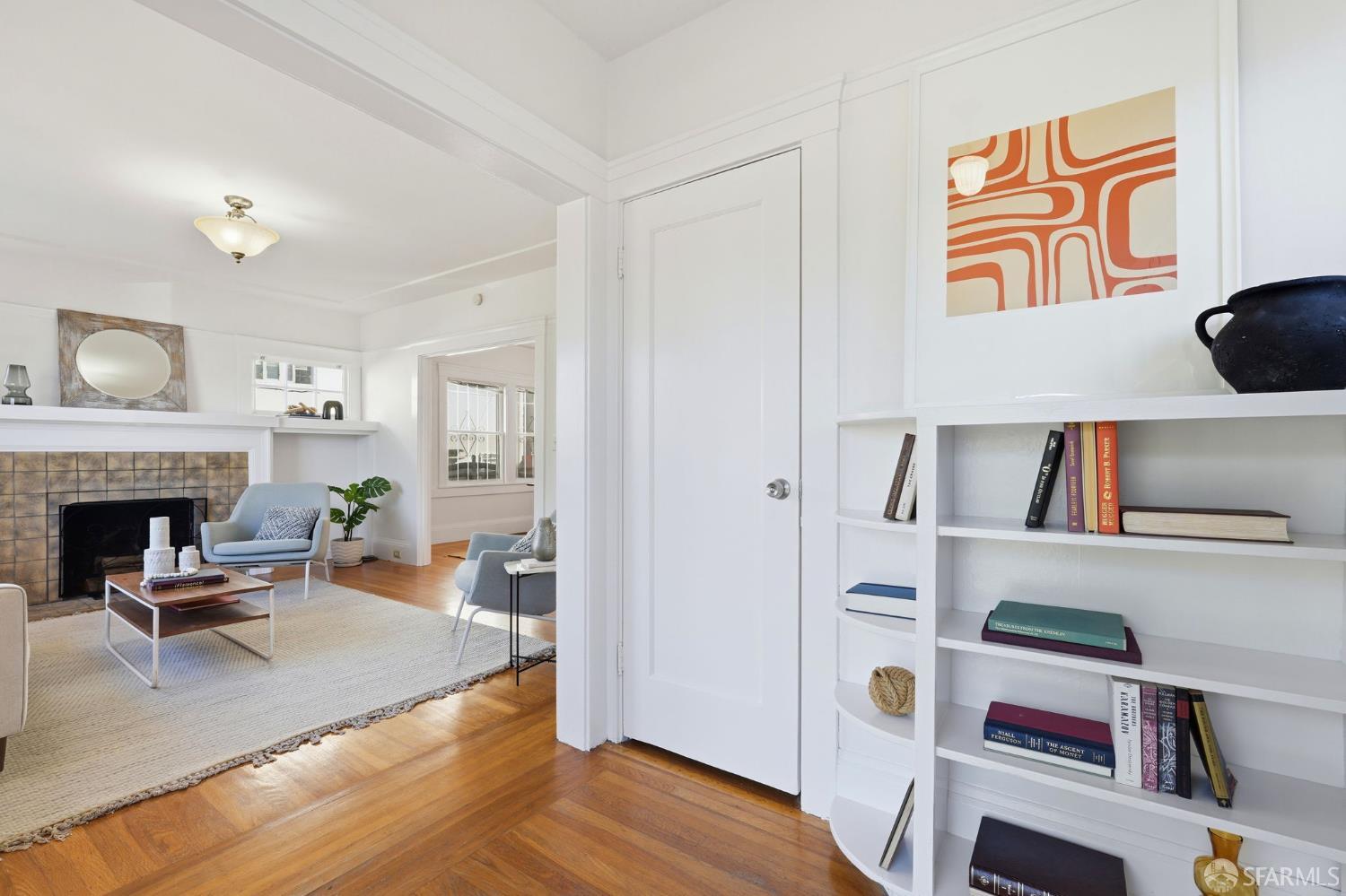 Detail Gallery Image 5 of 40 For 726 E 23rd St, Oakland,  CA 94606 - 3 Beds | 2/1 Baths