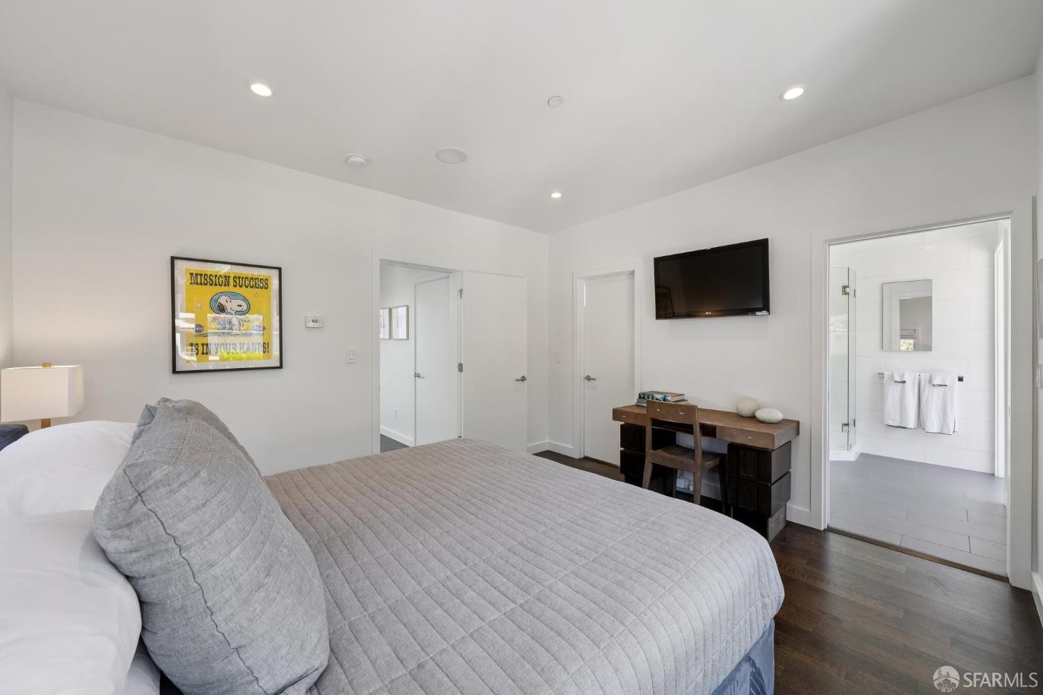 Detail Gallery Image 22 of 47 For 42 Ord St, San Francisco,  CA 94114 - 3 Beds | 3/1 Baths