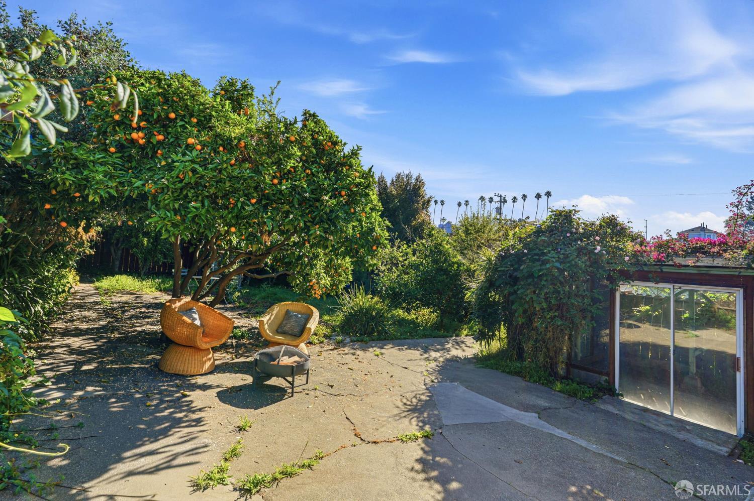 Detail Gallery Image 35 of 40 For 726 E 23rd St, Oakland,  CA 94606 - 3 Beds | 2/1 Baths