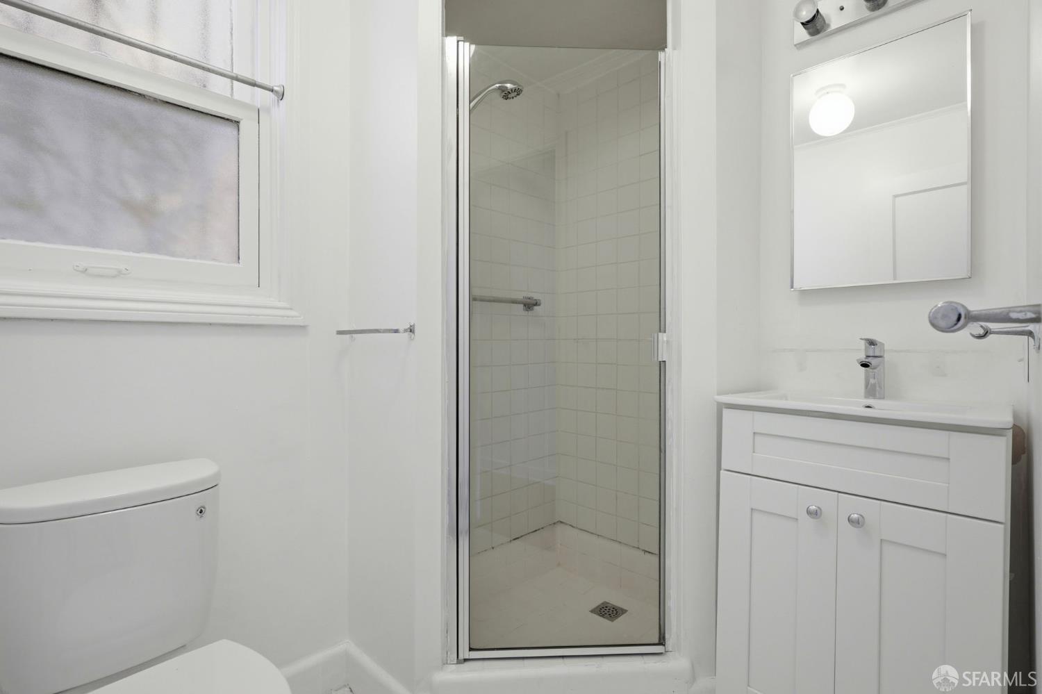 Detail Gallery Image 25 of 45 For 2050 16th Ave, San Francisco,  CA 94116 - 5 Beds | 3/1 Baths