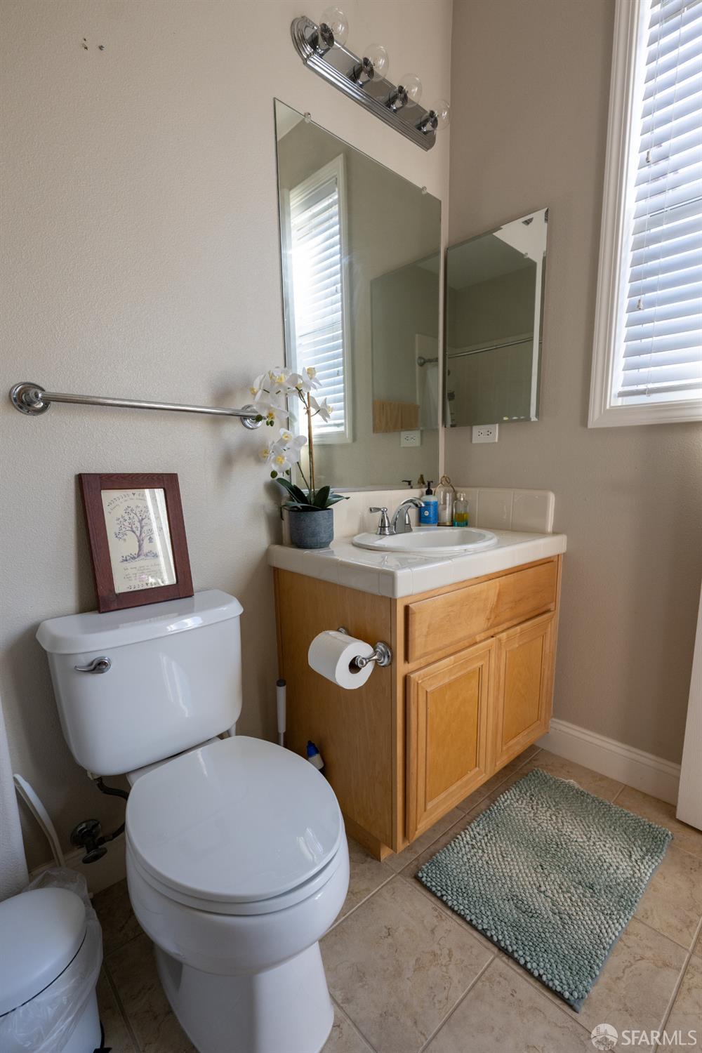 Detail Gallery Image 15 of 25 For 1194 Gliessen Ter, Sunnyvale,  CA 94089 - 2 Beds | 2/1 Baths