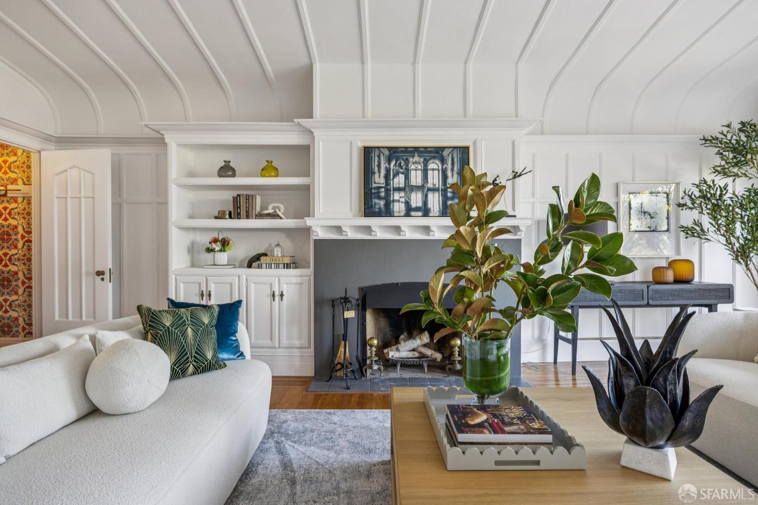 Detail Gallery Image 20 of 71 For 2466 Union St, San Francisco,  CA 94123 - 6 Beds | 4/1 Baths