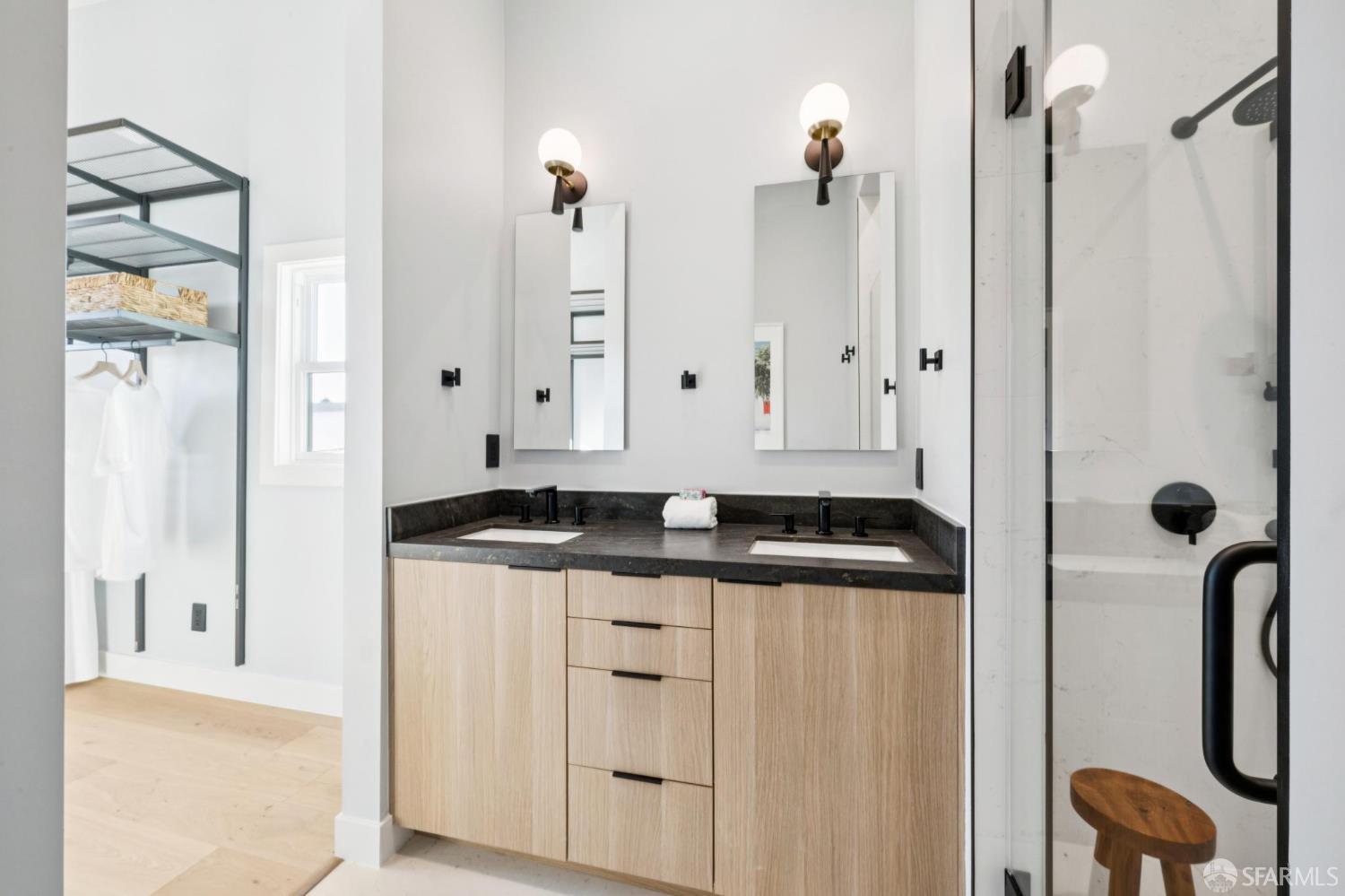 Detail Gallery Image 38 of 56 For 626 Shotwell St, San Francisco,  CA 94110 - – Beds | – Baths