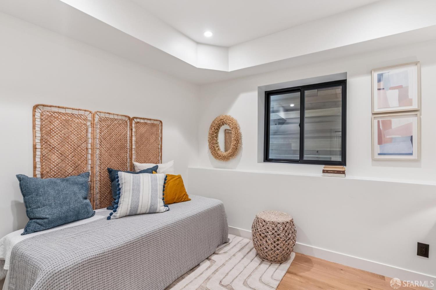 Detail Gallery Image 51 of 56 For 626 Shotwell St, San Francisco,  CA 94110 - – Beds | – Baths