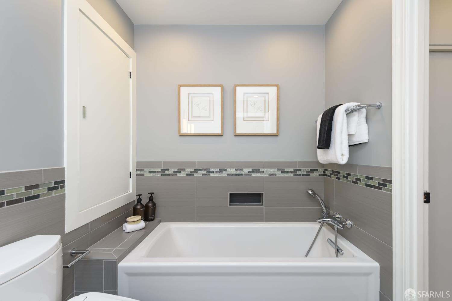 Detail Gallery Image 18 of 37 For 2231 29th Ave, San Francisco,  CA 94116 - 3 Beds | 1/1 Baths