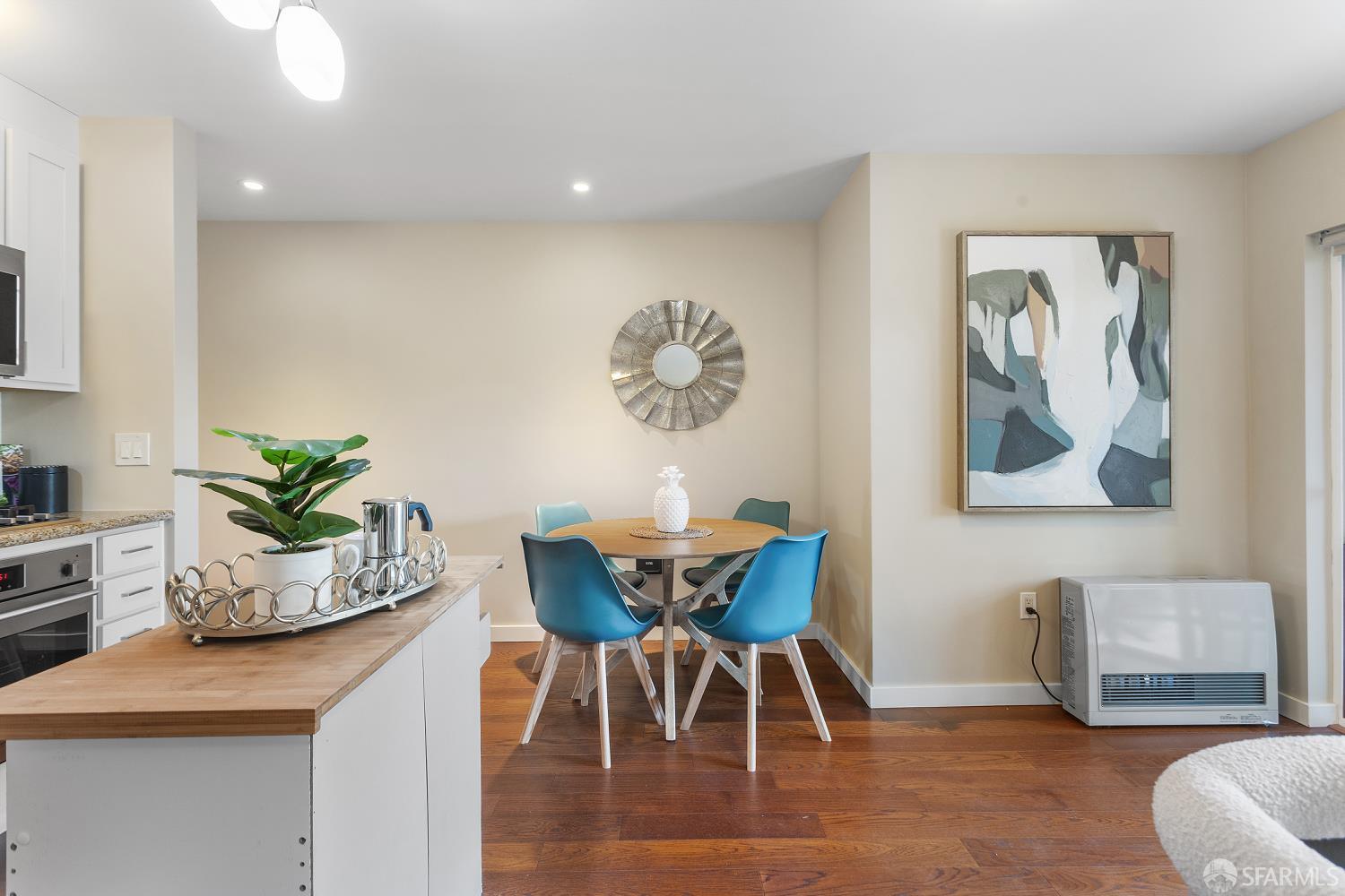 Detail Gallery Image 42 of 60 For 1414 12th St, Oakland,  CA 94607 - 5 Beds | 3 Baths