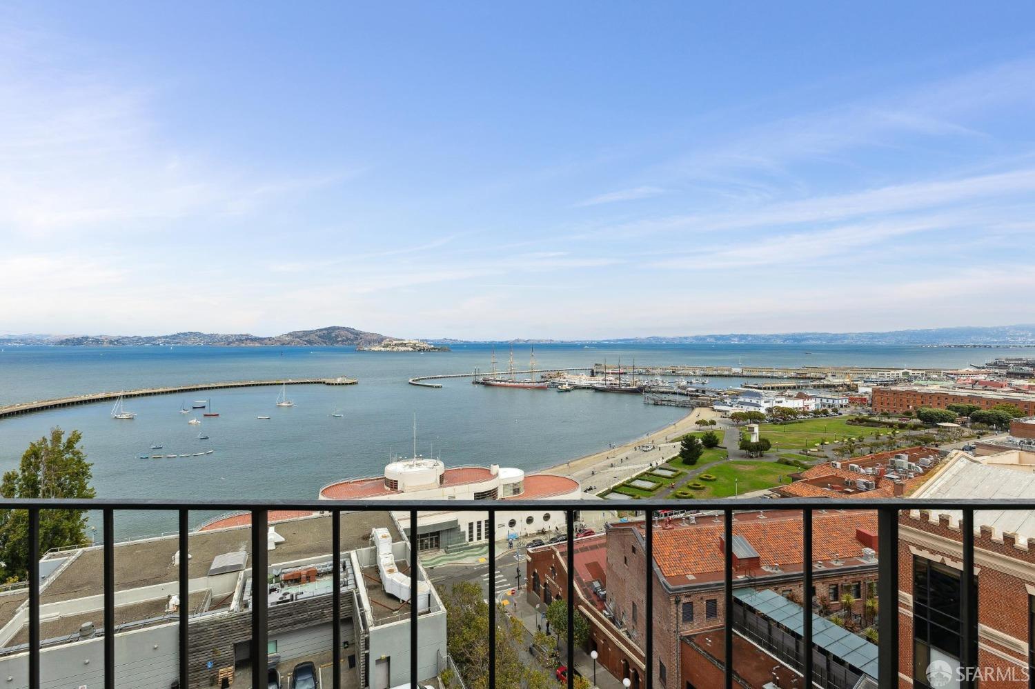 Detail Gallery Image 24 of 48 For 1000 North Point St #902,  San Francisco,  CA 94109 - 2 Beds | 1 Baths