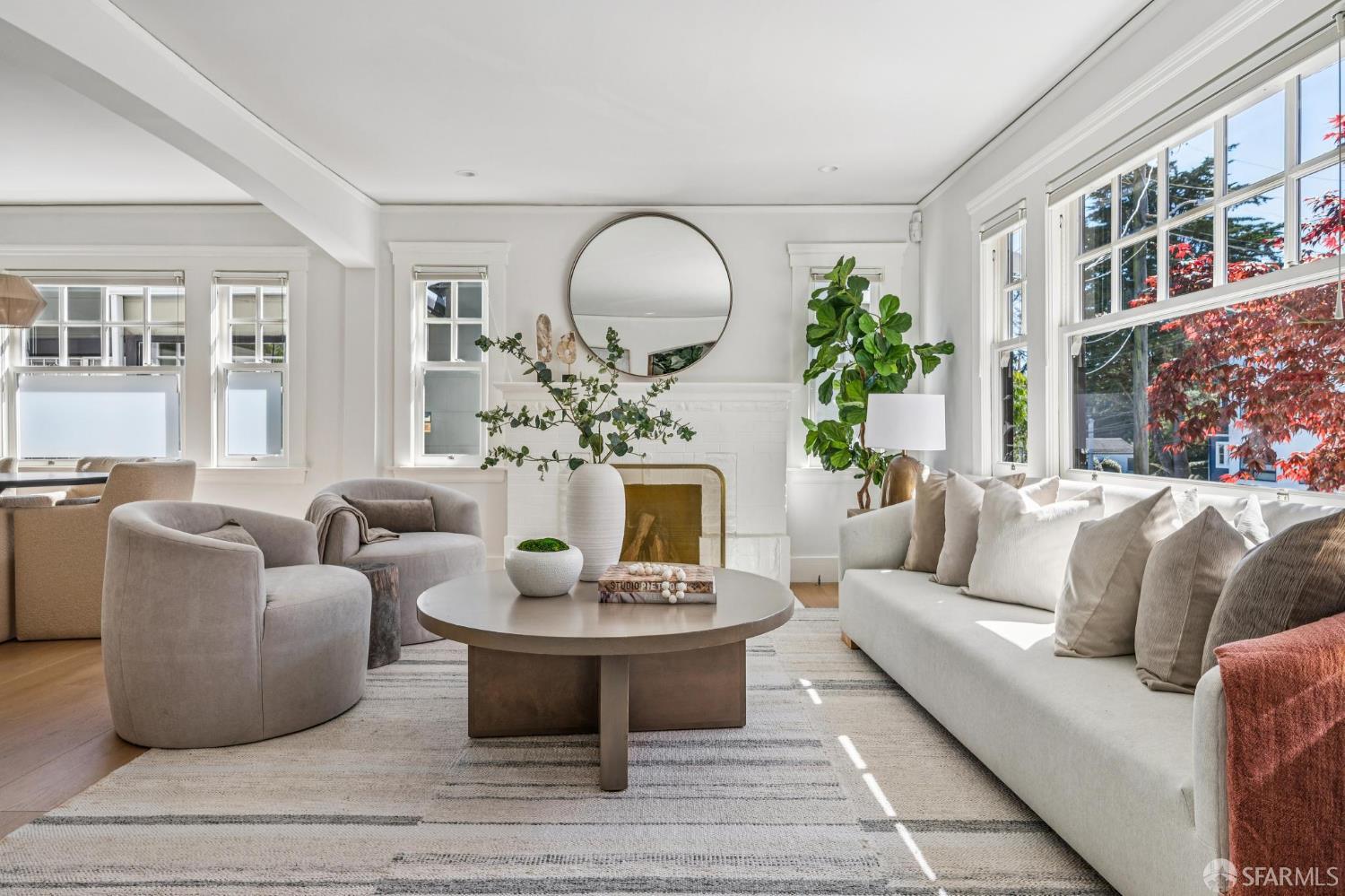 Detail Gallery Image 3 of 66 For 140 Quintara St, San Francisco,  CA 94116 - 3 Beds | 3 Baths