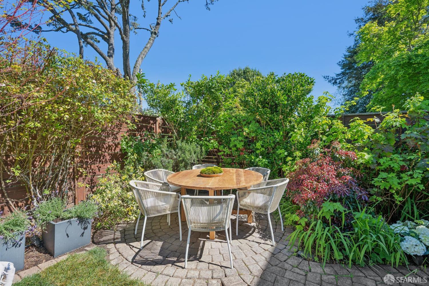 Detail Gallery Image 59 of 66 For 140 Quintara St, San Francisco,  CA 94116 - 3 Beds | 3 Baths