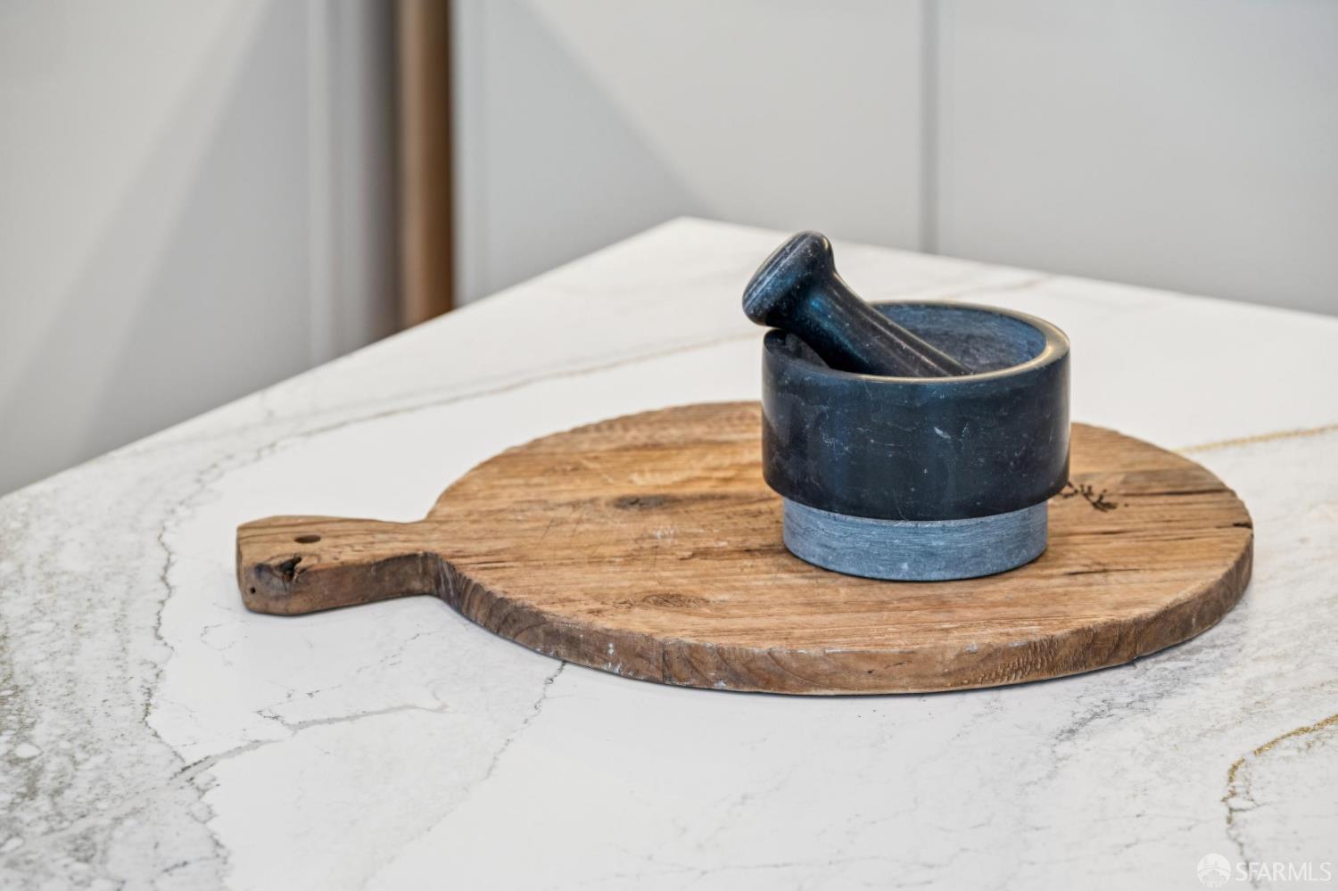 Detail Gallery Image 13 of 58 For 626 Shotwell St, San Francisco,  CA 94110 - 6 Beds | 6 Baths