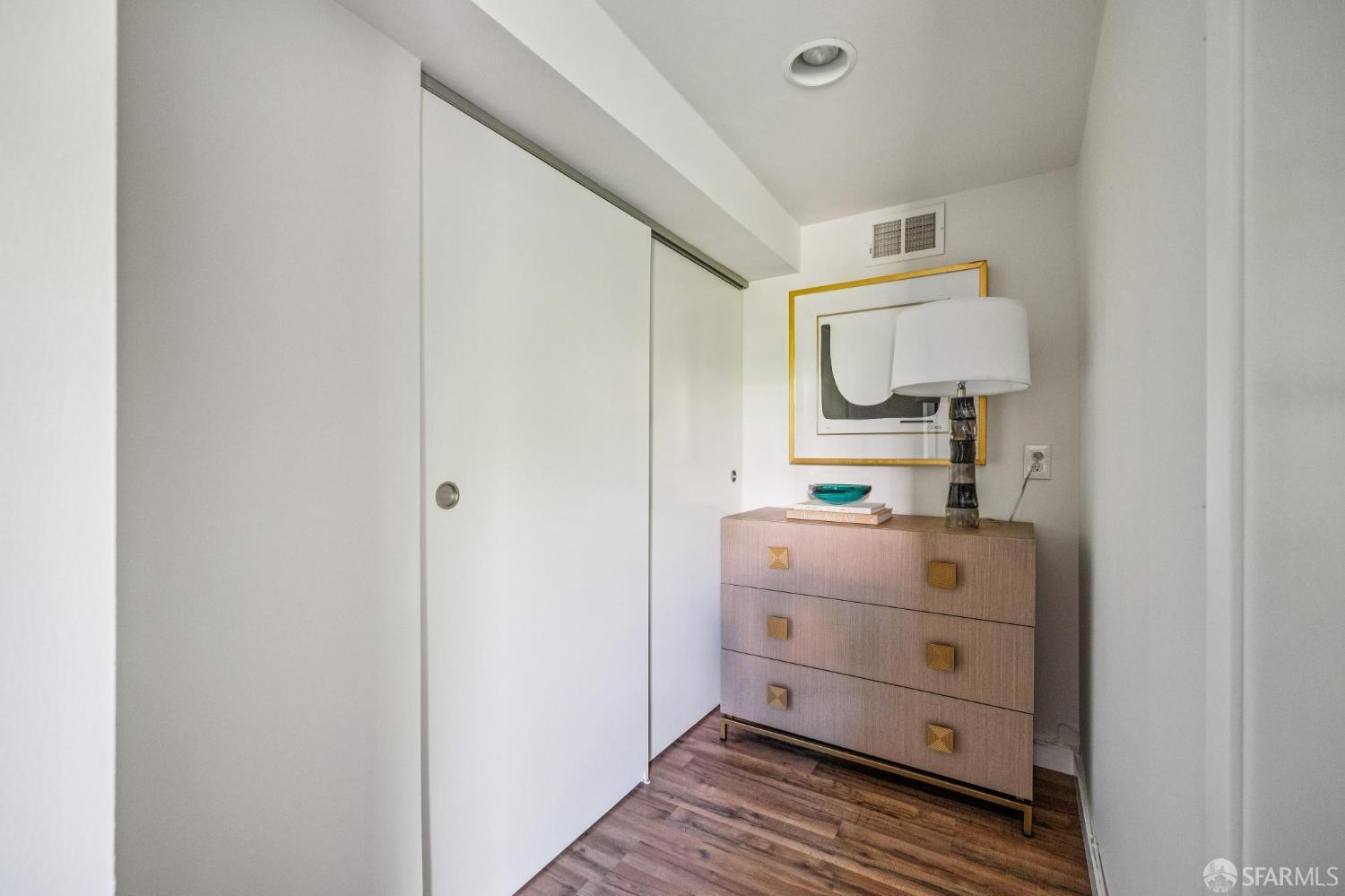 Detail Gallery Image 49 of 66 For 140 Quintara St, San Francisco,  CA 94116 - 3 Beds | 3 Baths