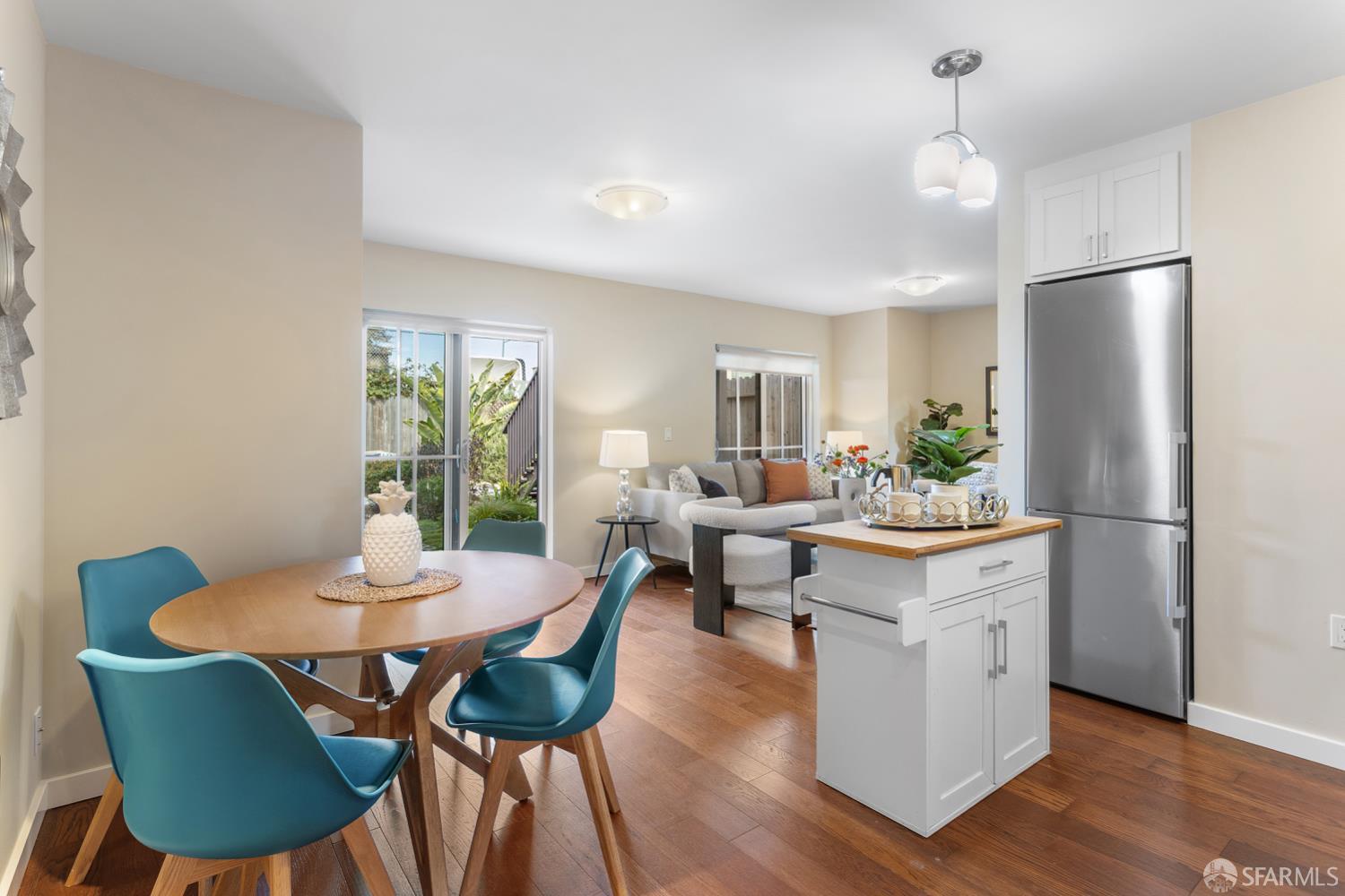 Detail Gallery Image 38 of 60 For 1414 12th St, Oakland,  CA 94607 - 5 Beds | 3 Baths