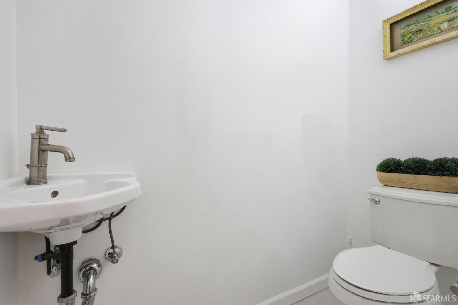 Detail Gallery Image 24 of 45 For 2050 16th Ave, San Francisco,  CA 94116 - 5 Beds | 3/1 Baths