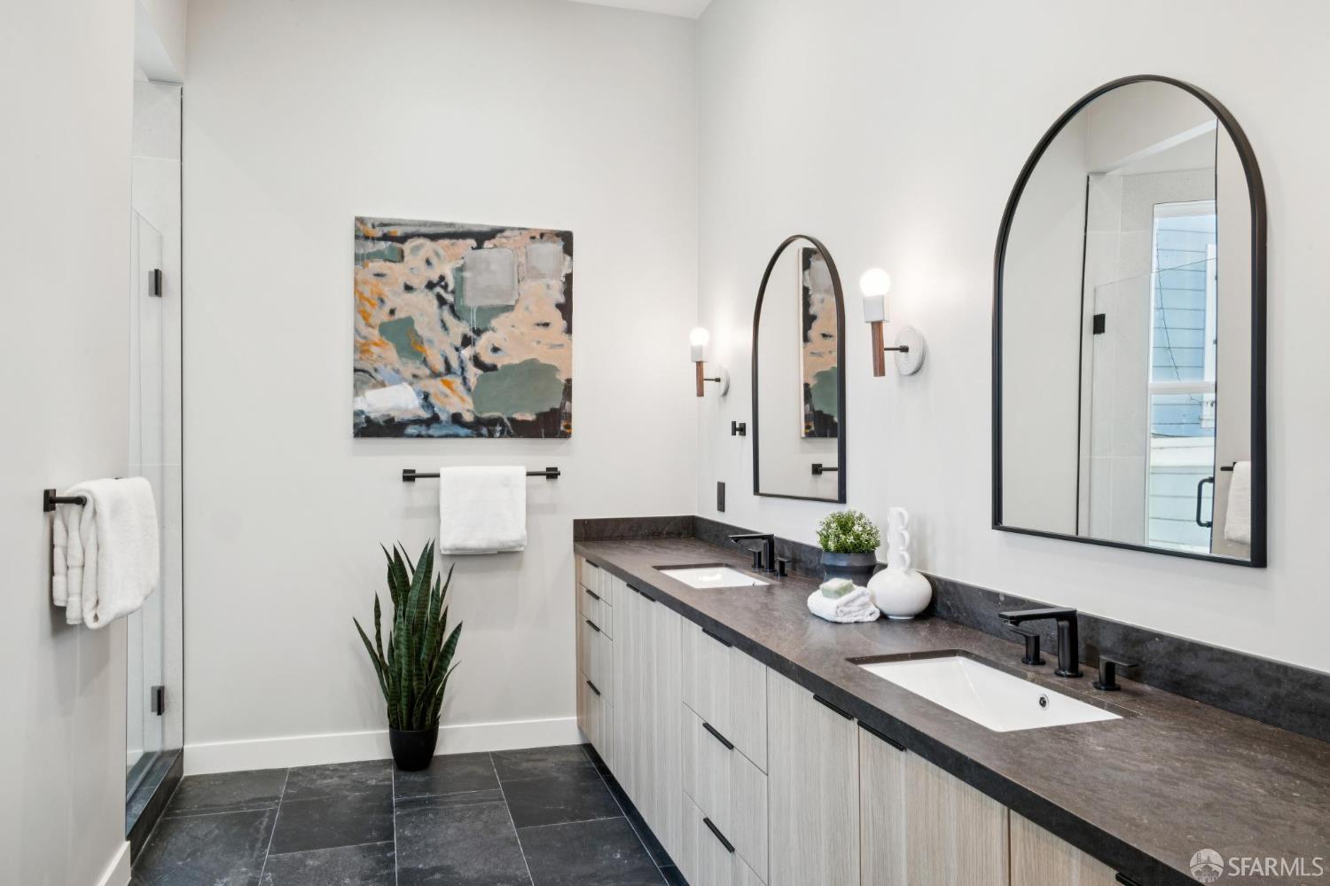 Detail Gallery Image 35 of 58 For 626 Shotwell St, San Francisco,  CA 94110 - 6 Beds | 6 Baths