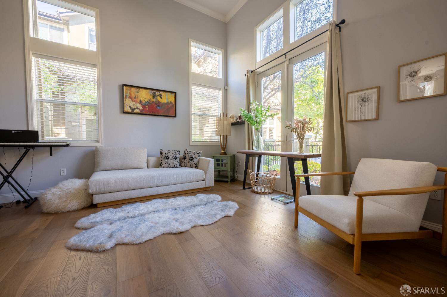 Detail Gallery Image 3 of 25 For 1194 Gliessen Ter, Sunnyvale,  CA 94089 - 2 Beds | 2/1 Baths