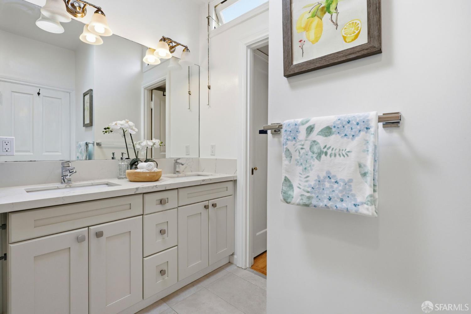 Detail Gallery Image 14 of 45 For 2050 16th Ave, San Francisco,  CA 94116 - 5 Beds | 3/1 Baths