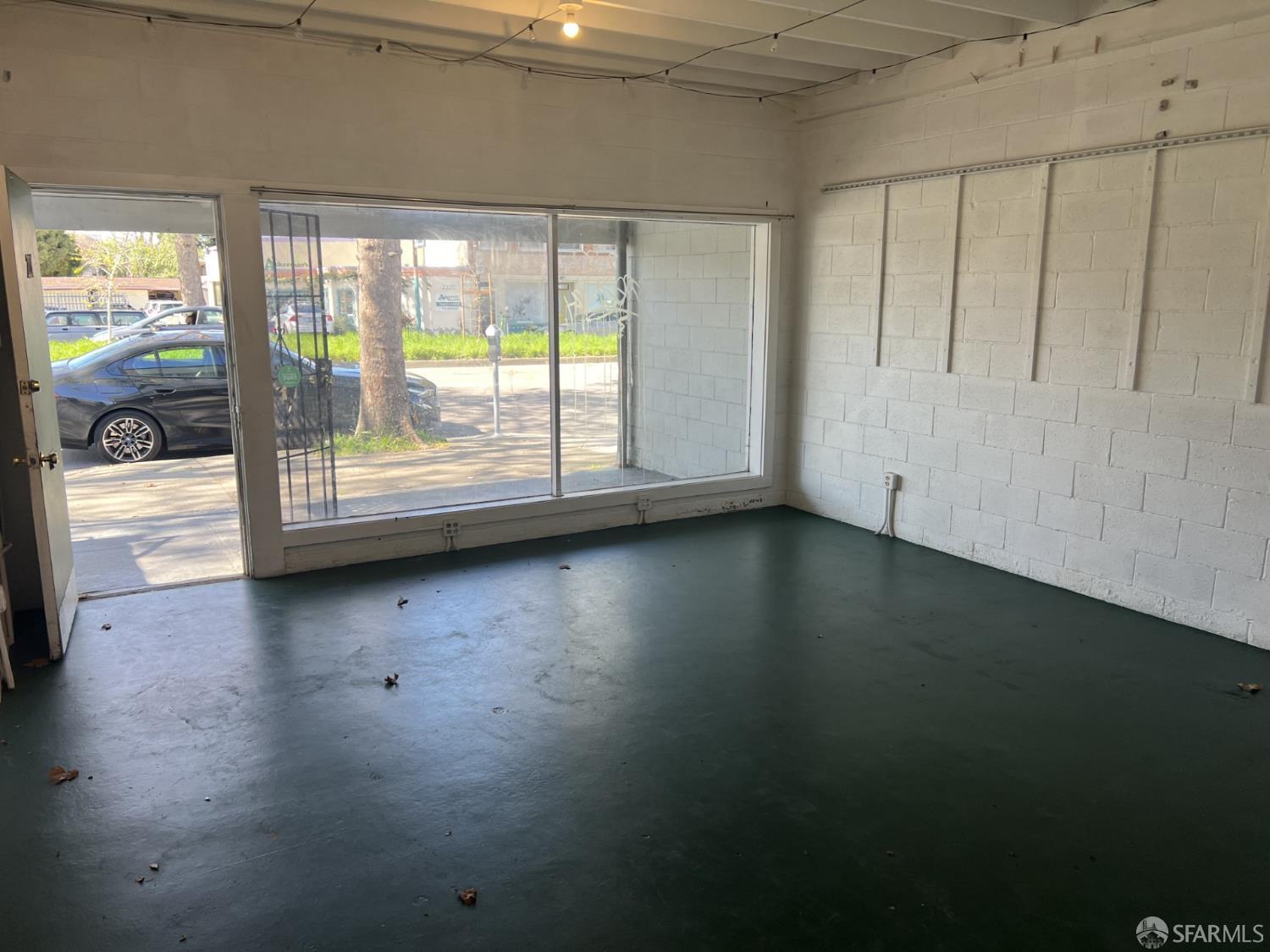 Detail Gallery Image 8 of 16 For 2221 San Pablo Ave, Berkeley,  CA 94702 - – Beds | – Baths