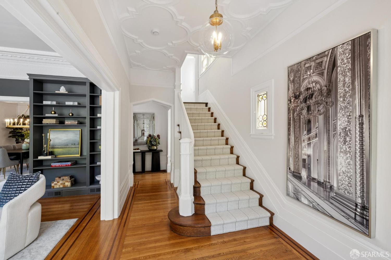 Detail Gallery Image 32 of 71 For 2466 Union St, San Francisco,  CA 94123 - 6 Beds | 4/1 Baths