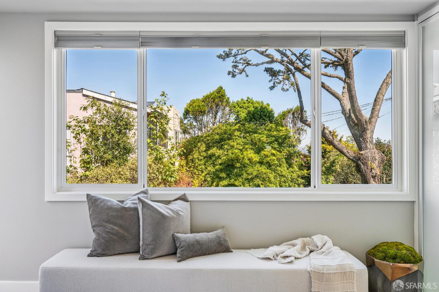 Detail Gallery Image 22 of 66 For 140 Quintara St, San Francisco,  CA 94116 - 3 Beds | 3 Baths