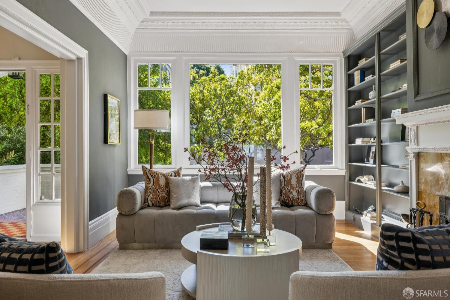 Detail Gallery Image 12 of 71 For 2466 Union St, San Francisco,  CA 94123 - 6 Beds | 4/1 Baths