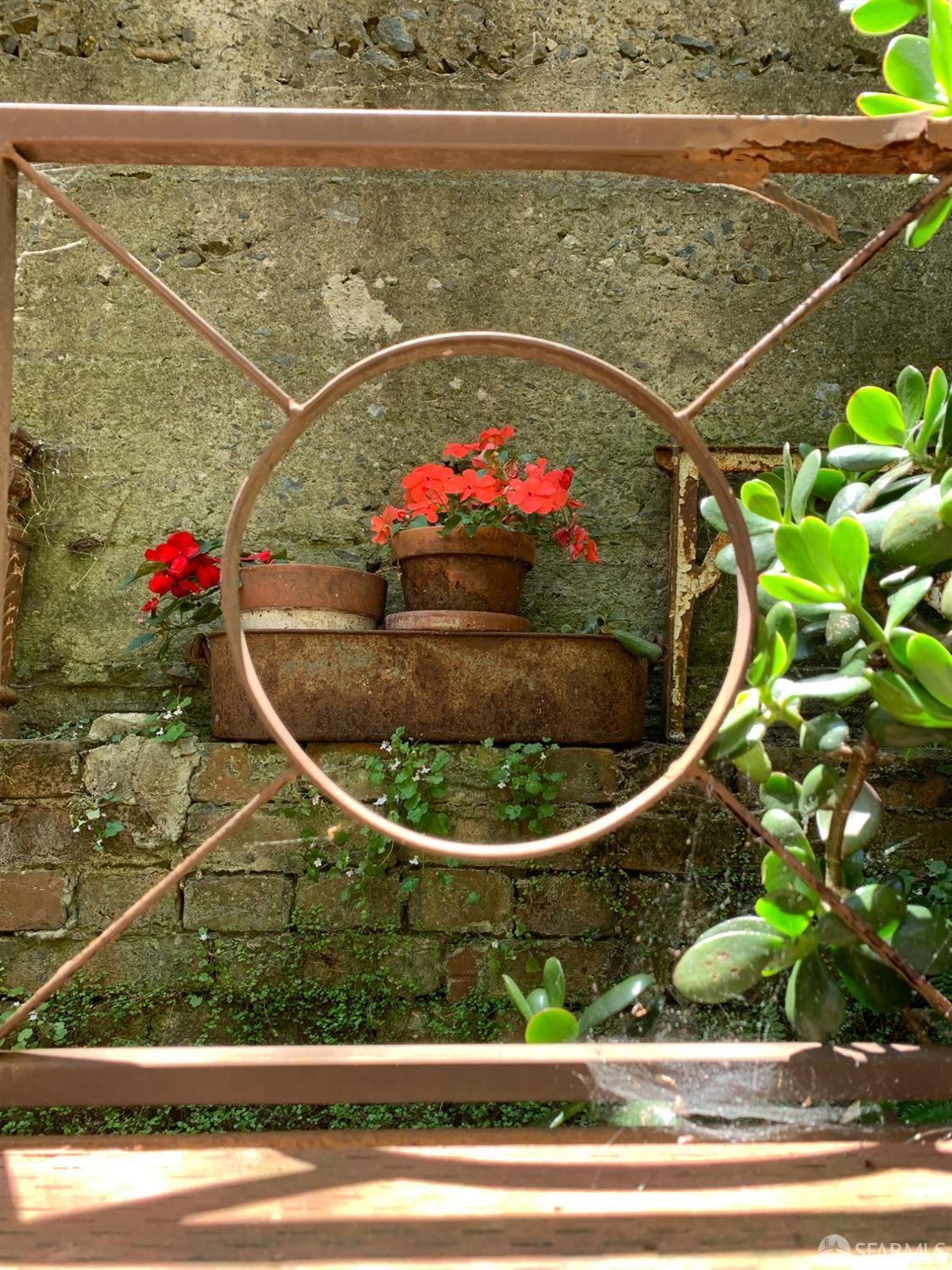 Detail Gallery Image 38 of 40 For 741 Filbert St, San Francisco,  CA 94133 - 3 Beds | 3 Baths