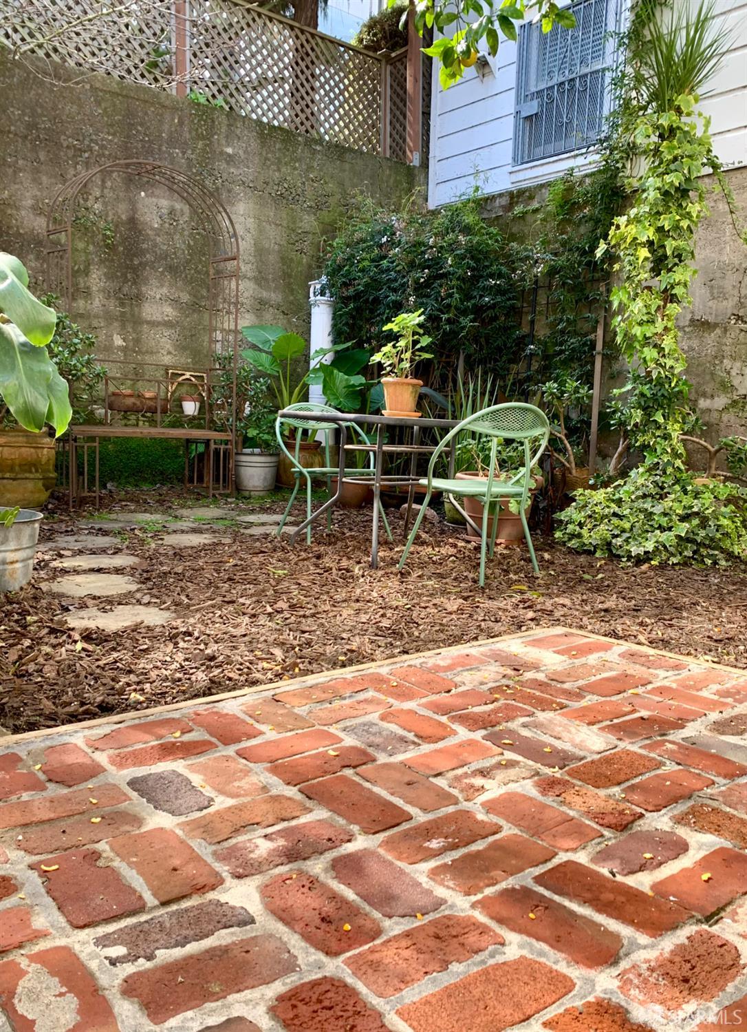 Detail Gallery Image 31 of 40 For 741 Filbert St, San Francisco,  CA 94133 - 3 Beds | 3 Baths