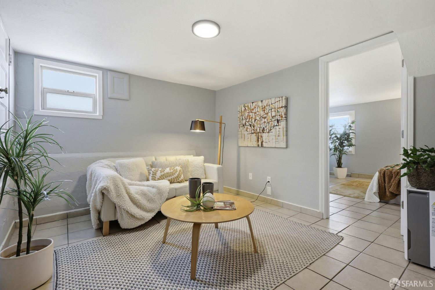 Detail Gallery Image 11 of 53 For 699 London St, San Francisco,  CA 94112 - 2 Beds | 2 Baths