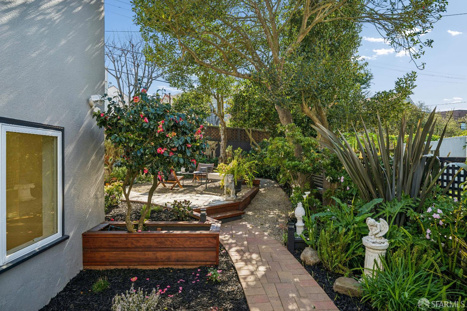 Detail Gallery Image 68 of 81 For 90 Entrada Ct, San Francisco,  CA 94127 - 3 Beds | 3 Baths