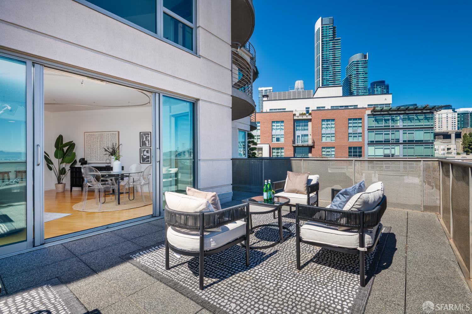 Photo #6: 426097807 Listing: Photo #6