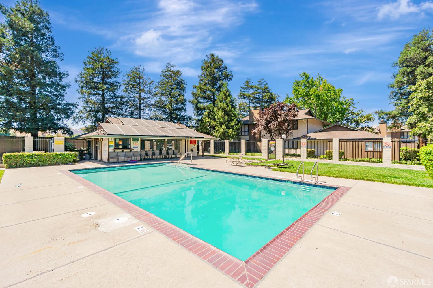 Detail Gallery Image 29 of 32 For 2415 Starlight Ln #155,  Antioch,  CA 94509 - 2 Beds | 2 Baths