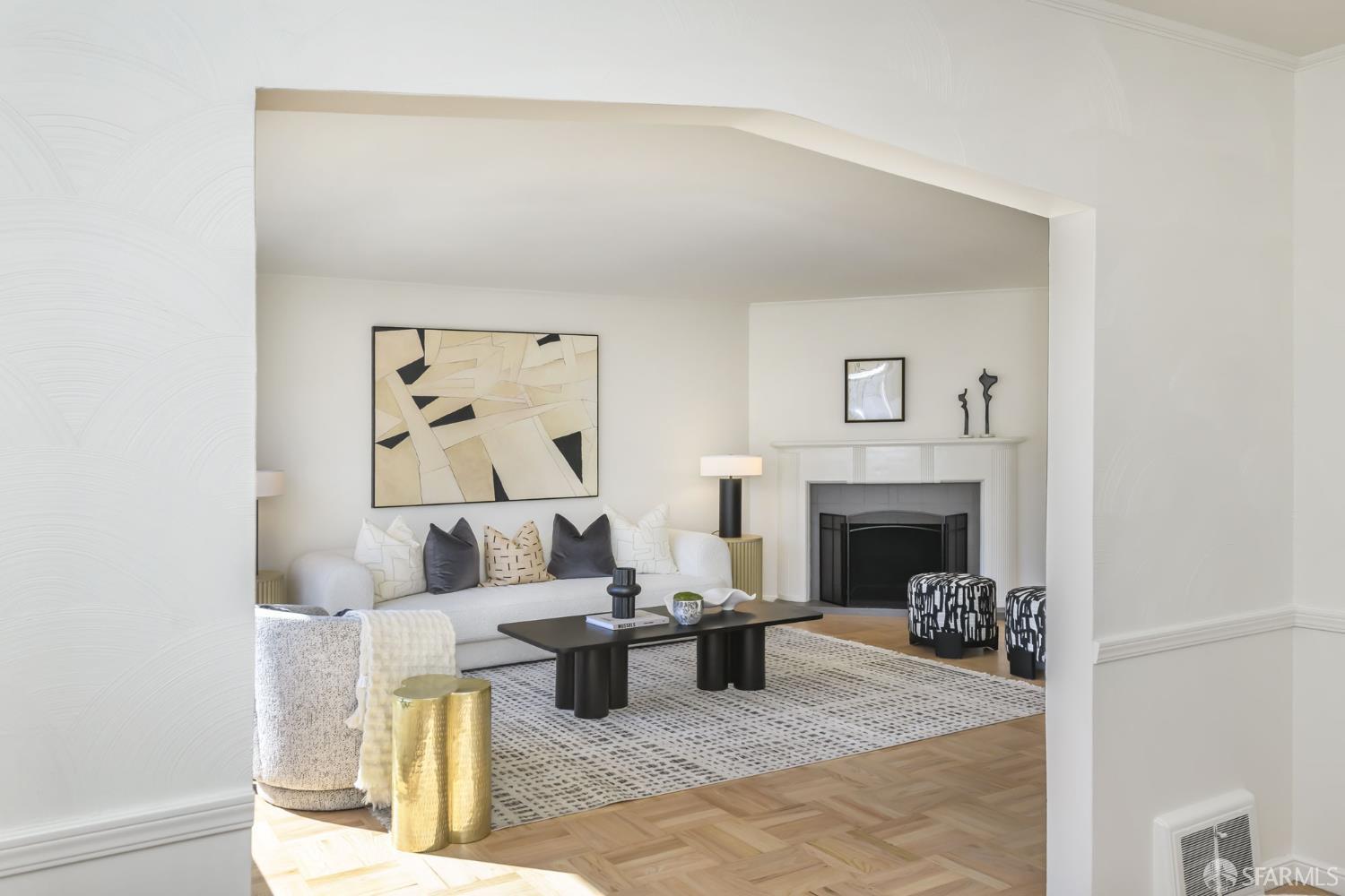 Detail Gallery Image 7 of 37 For 2231 29th Ave, San Francisco,  CA 94116 - 3 Beds | 1/1 Baths