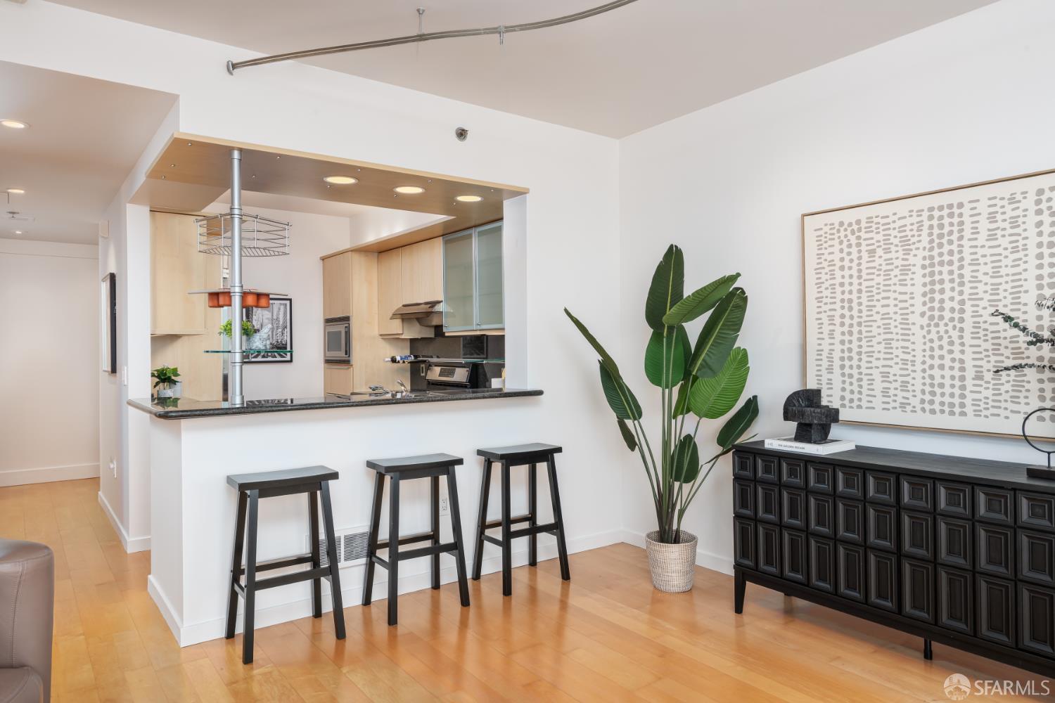 Photo #14: 426097807 Listing: Photo #14